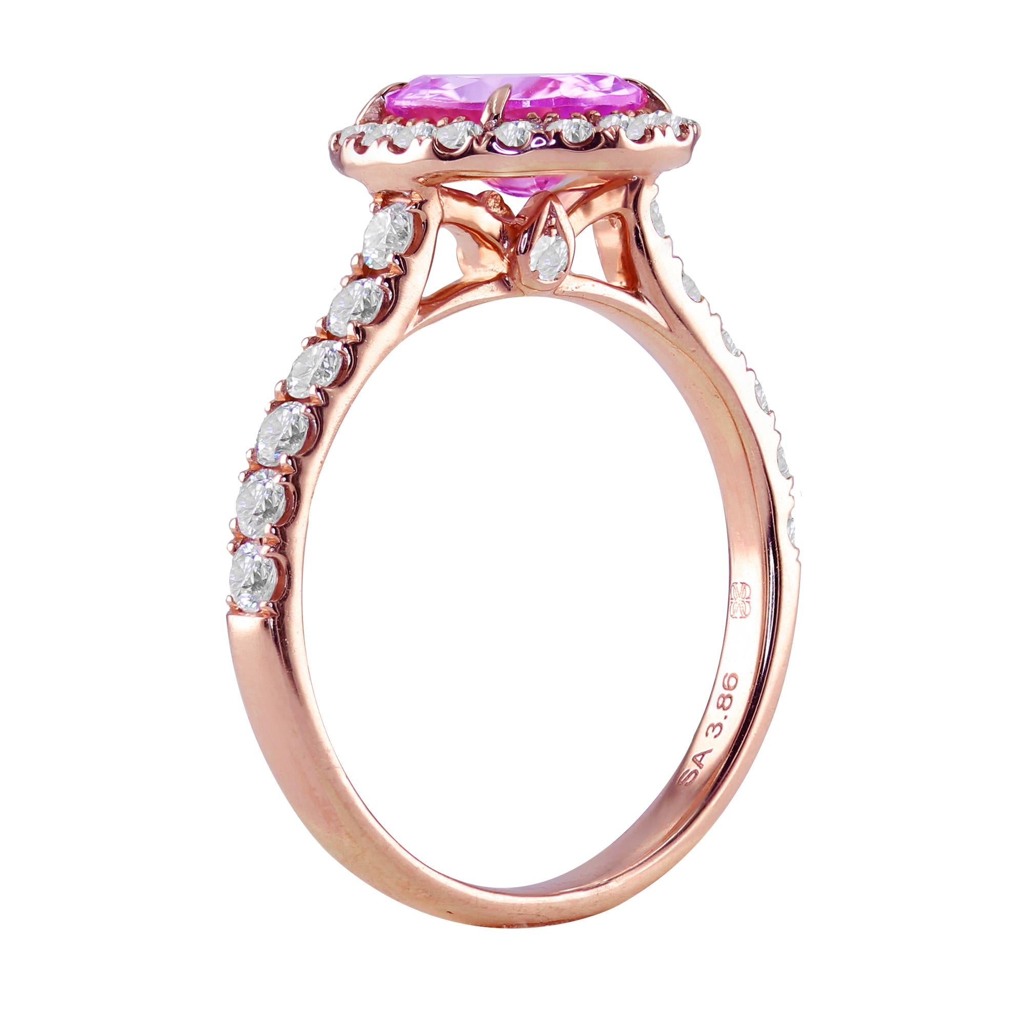 Modern 1.57 Carat Pink Sapphire Cocktail Ring set in 18K Rose Gold For Sale
