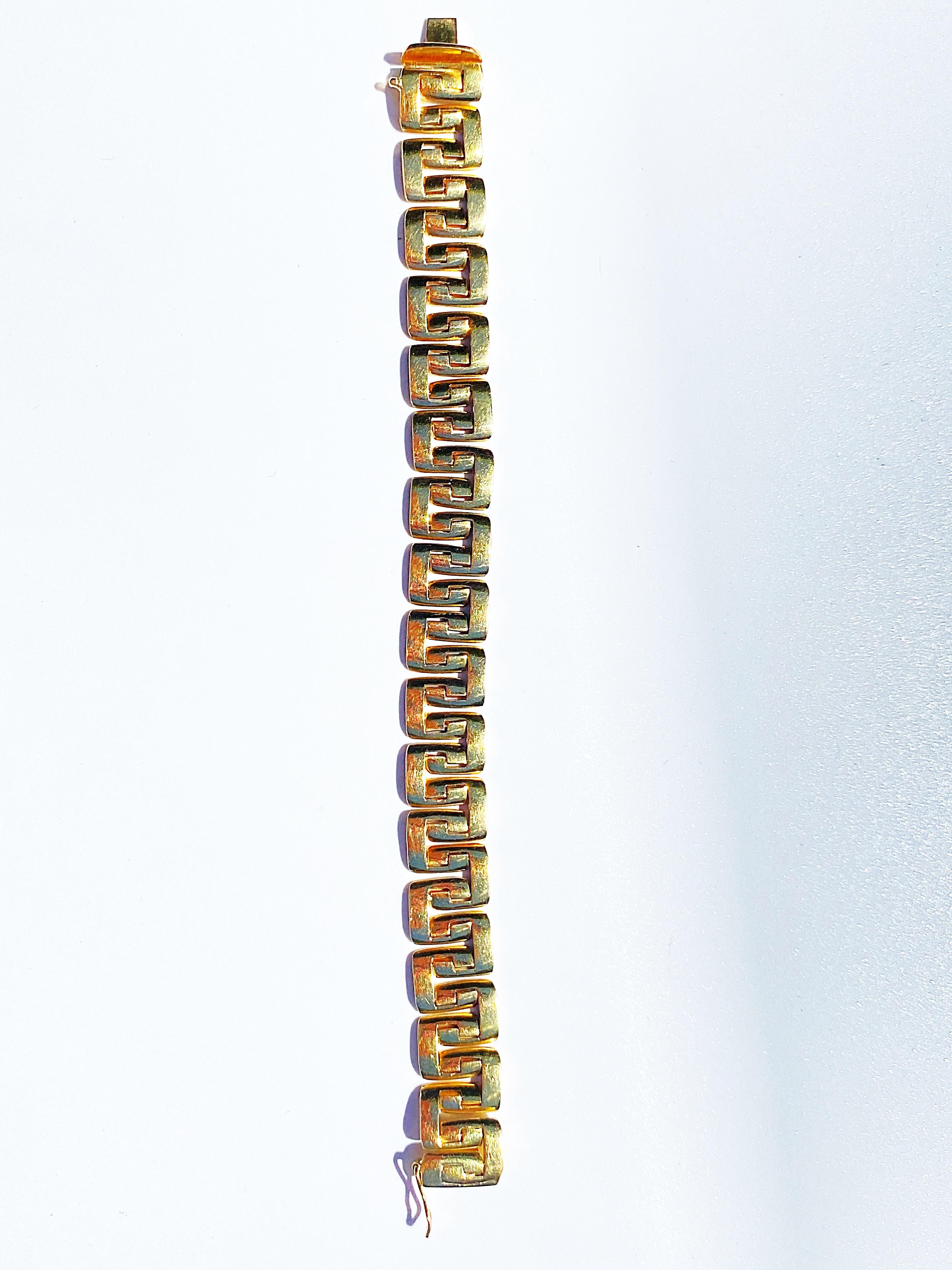 157 Grams 18 Karat Gold Link Chain Design Gold Necklace and Bracelet Men's Set For Sale 2