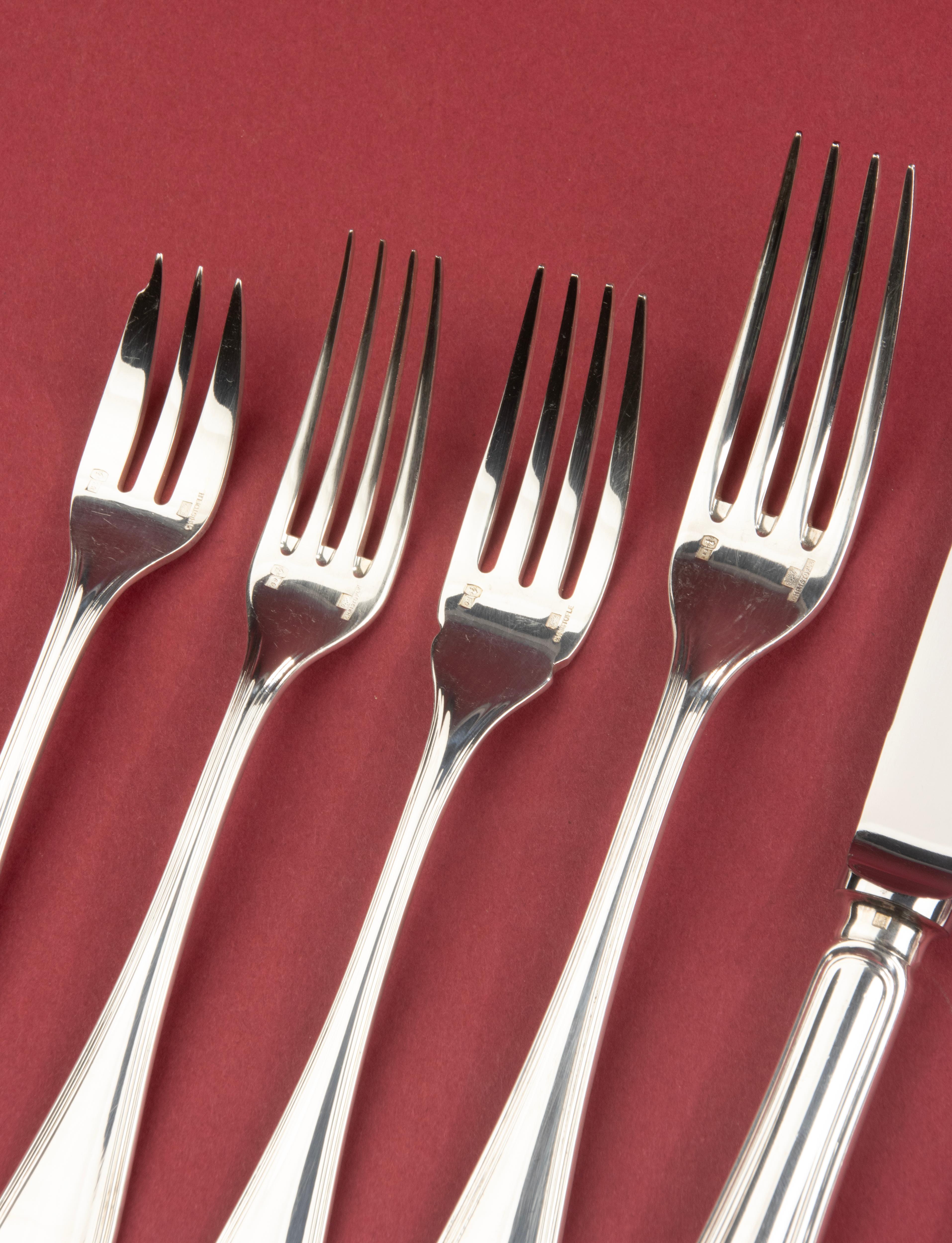 Late 20th Century 157-Piece Cutlery Set - Christofle - Spatours  - Top Condition For Sale