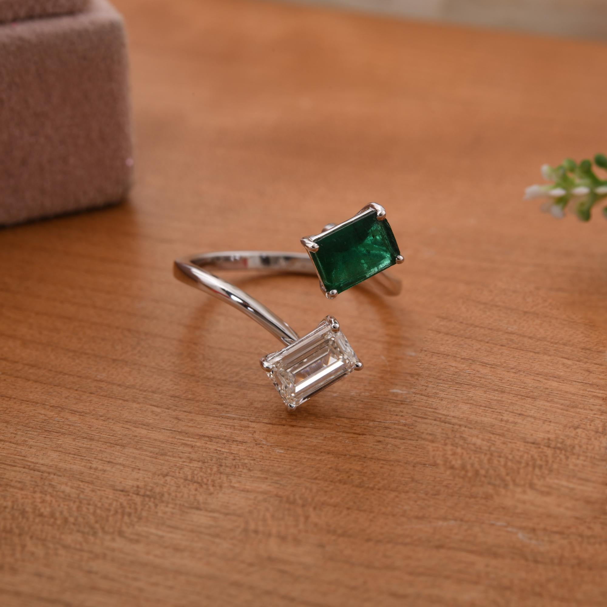 1,57 tcw sambischer Smaragd Wickelring SI/H Diamant 18 Karat Weißgold feiner Schmuck (Smaragdschliff) im Angebot