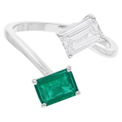 Bague enveloppante d'émeraudes de Zambie 1,57 carat poids total, diamant SI/H, or blanc 18 carats