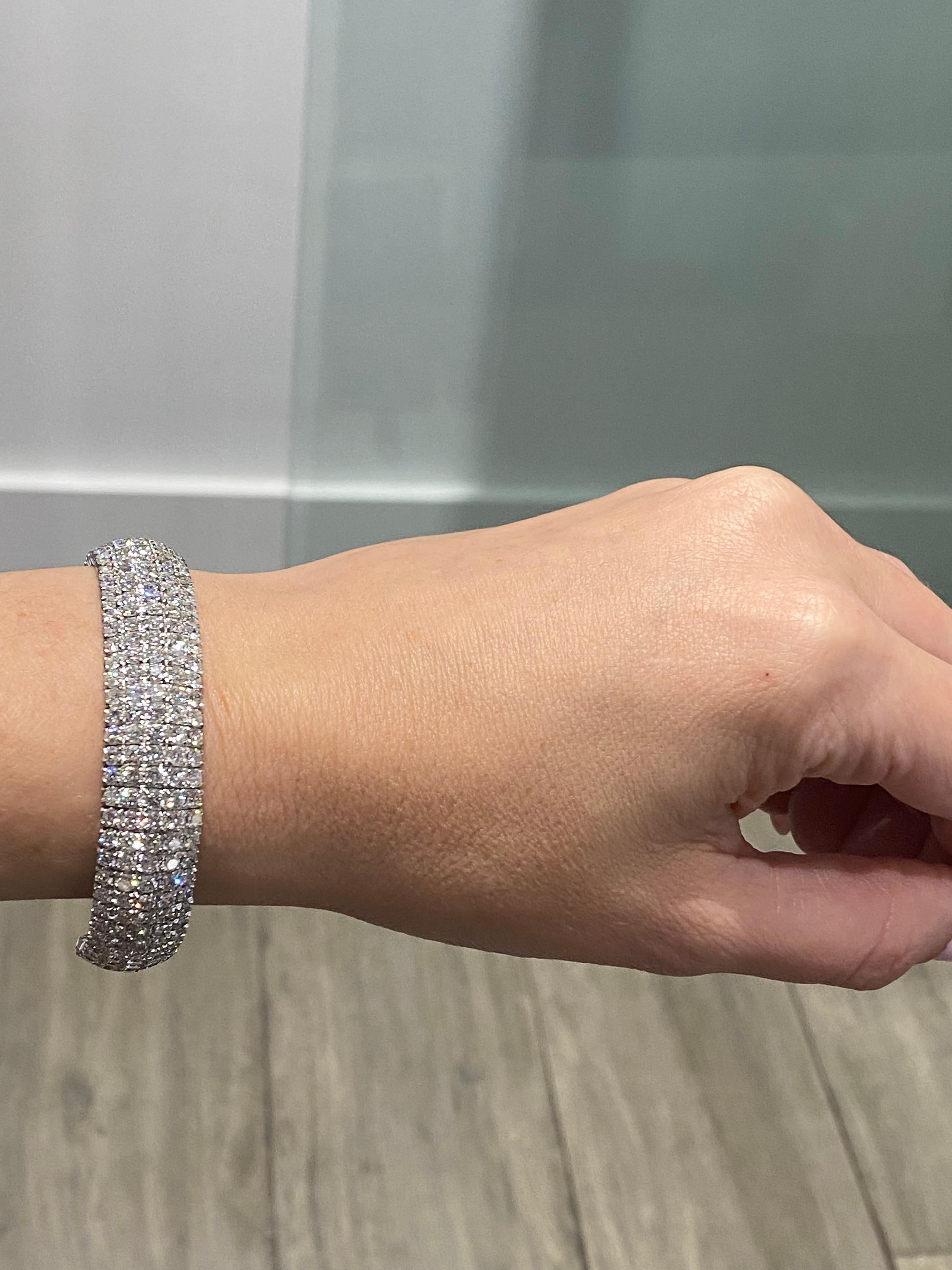 Round Cut 15.72 carat Diamond 18K Gold Wide Five Row Cuff Statement Bracelet For Sale