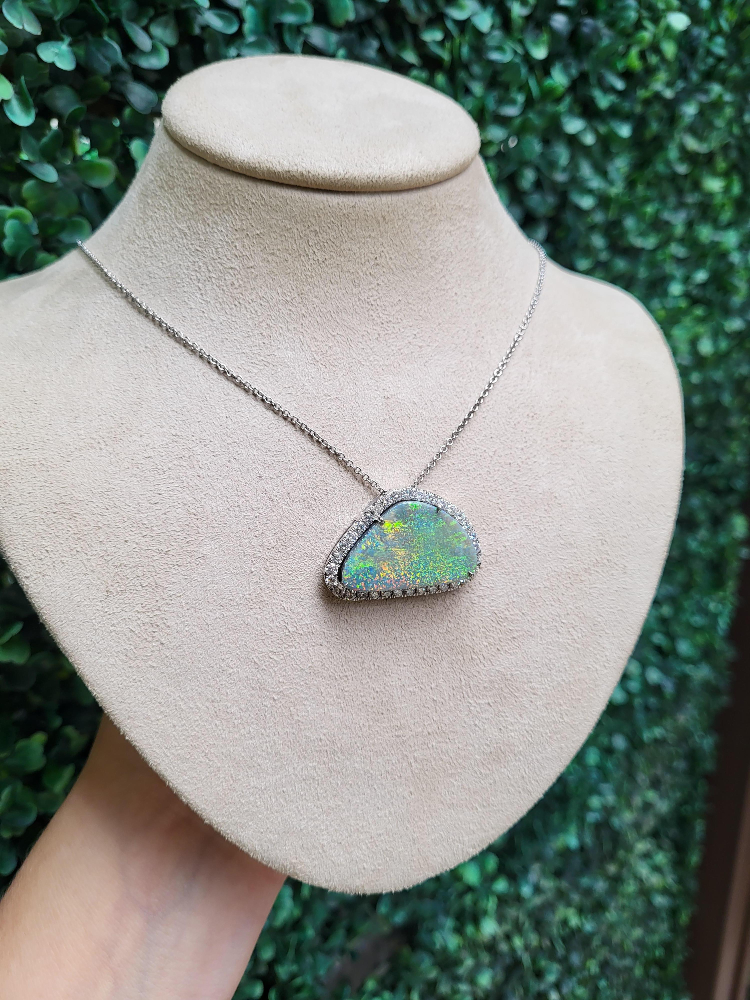 Modern 15.72 Carat Lightning Ridge Opal and Diamond Pendant Necklace For Sale