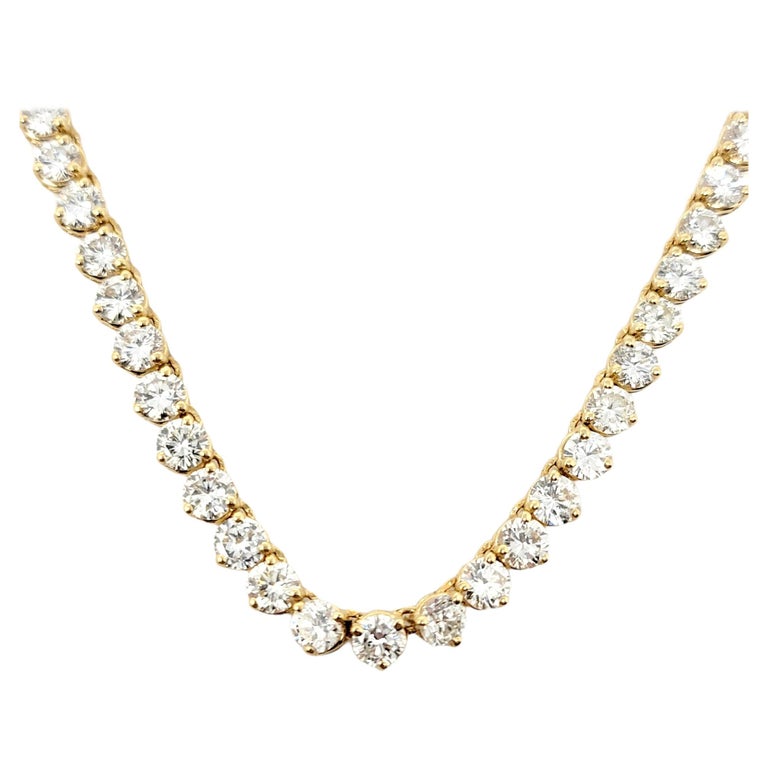 15.74 Carats Total Round Diamond Graduated Tennis Necklace 14 Karat Yellow Gold For Sale