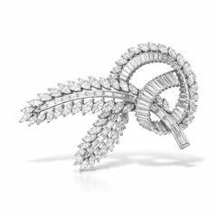 15.75 Carat 1920's Elegant Platinum Diamond Ribbon Brooch