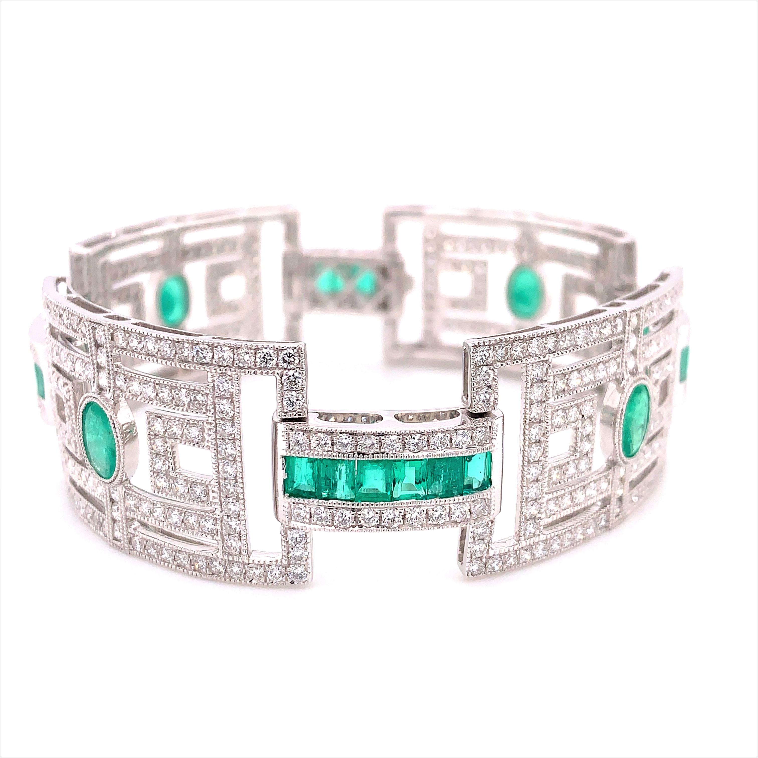 Women's 15.75 Carat Fashion Emerald and Diamond Bracelet