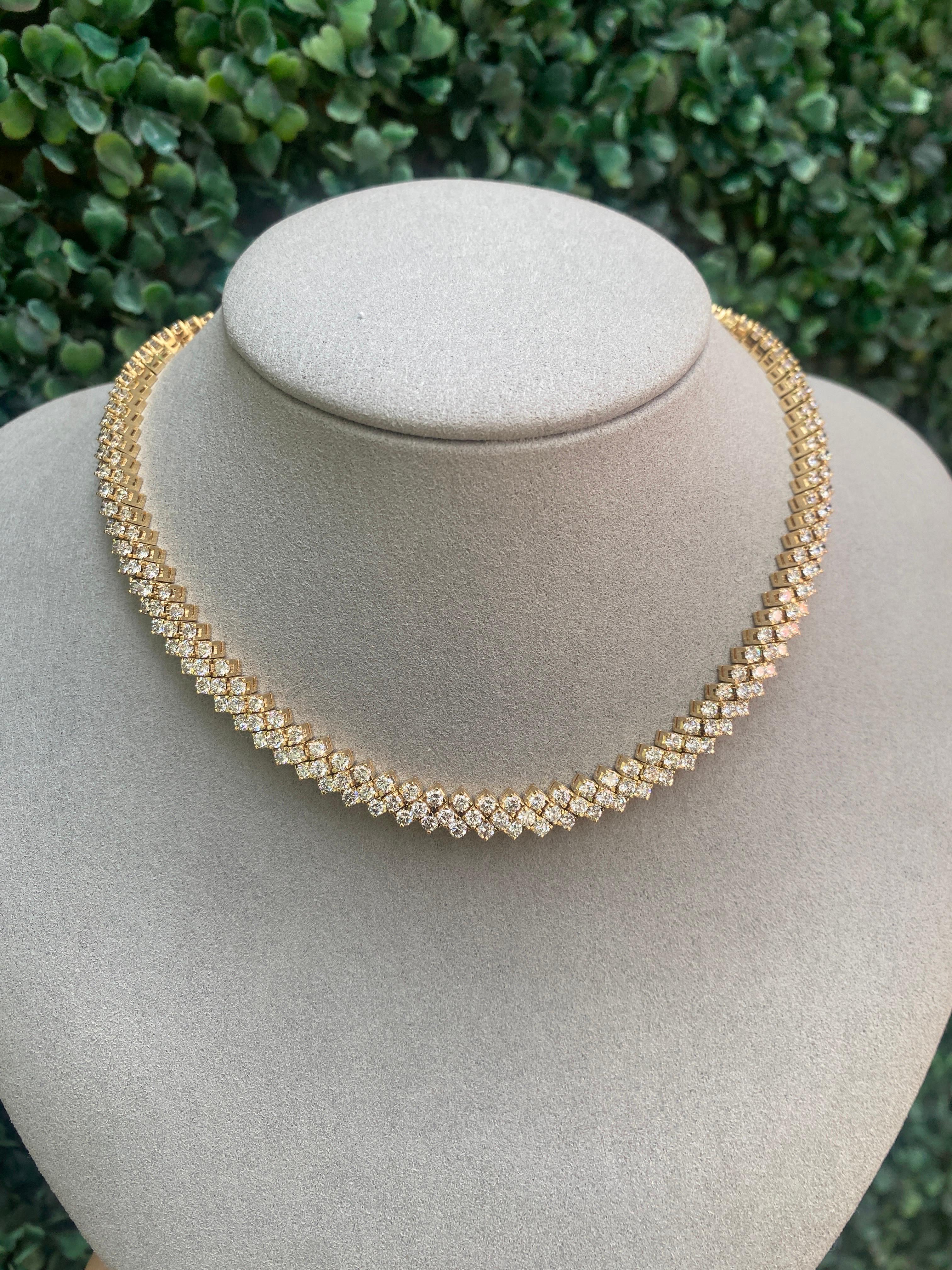 Choker-Halskette aus 18 Karat Gelbgold mit 15,75 Karat runden Diamanten im Gesamtgewicht 8