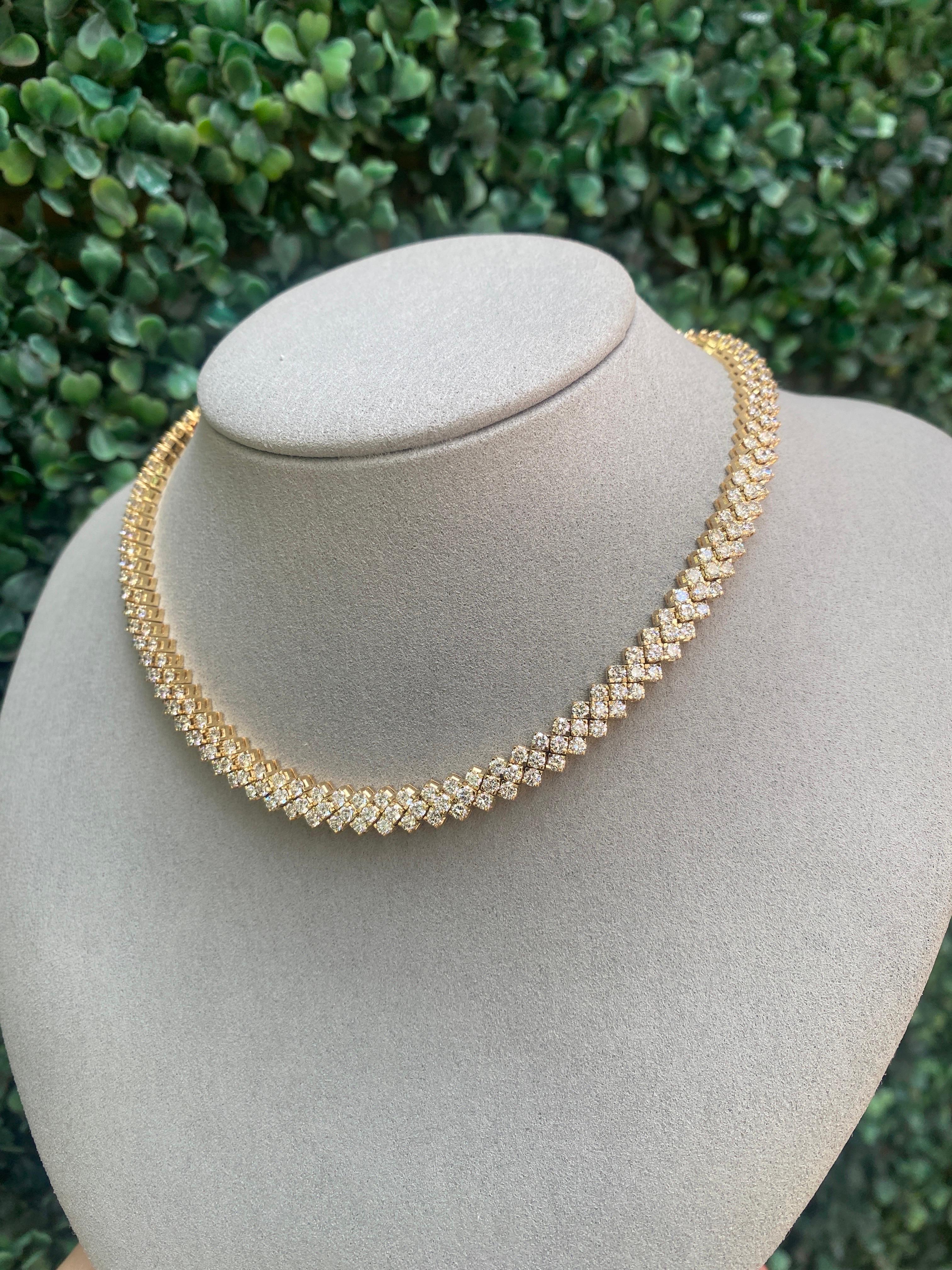 Choker-Halskette aus 18 Karat Gelbgold mit 15,75 Karat runden Diamanten im Gesamtgewicht 9