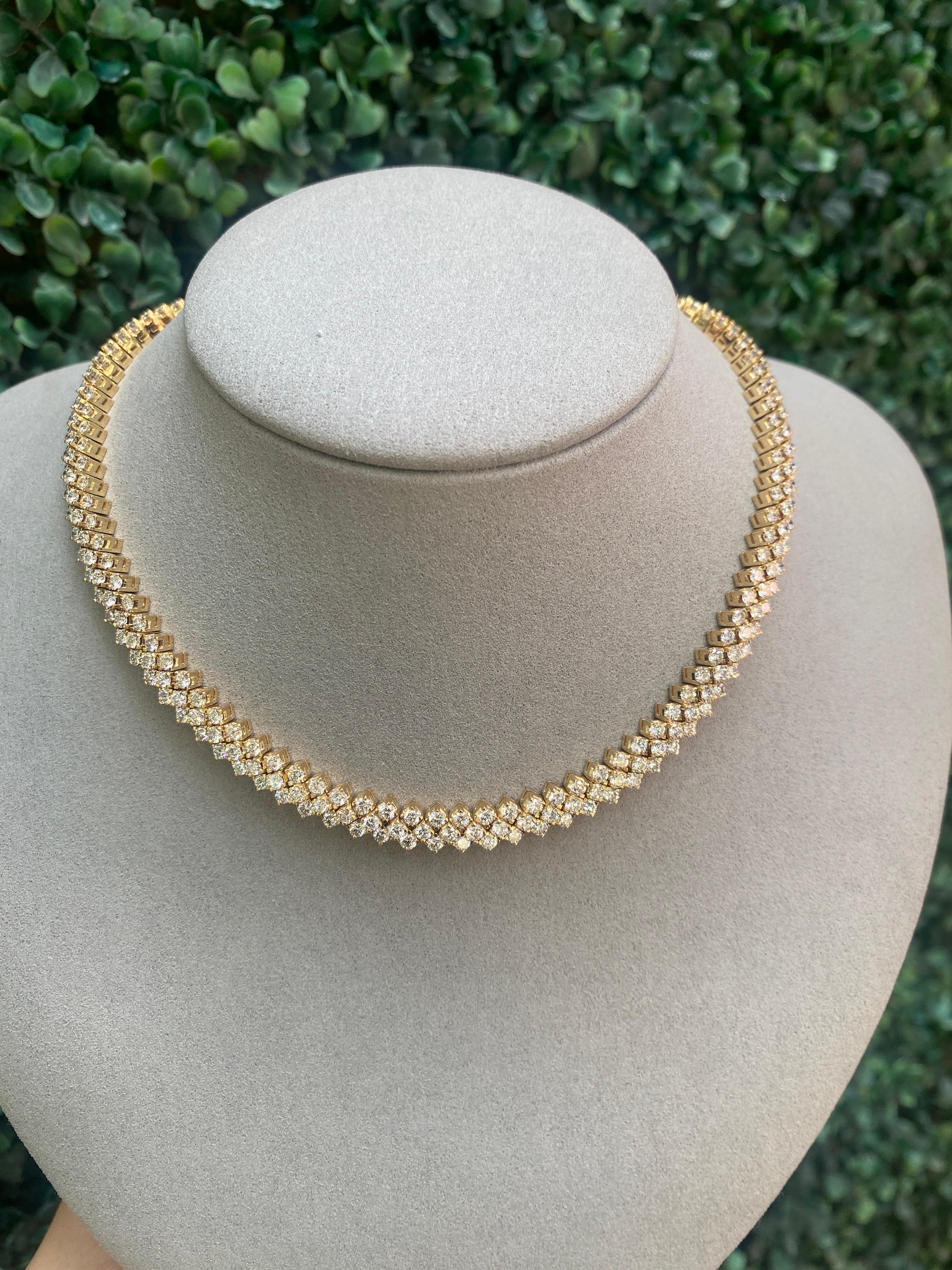 Choker-Halskette aus 18 Karat Gelbgold mit 15,75 Karat runden Diamanten im Gesamtgewicht 10