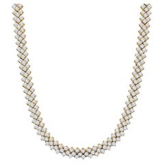 Choker-Halskette aus 18 Karat Gelbgold mit 15,75 Karat runden Diamanten im Gesamtgewicht