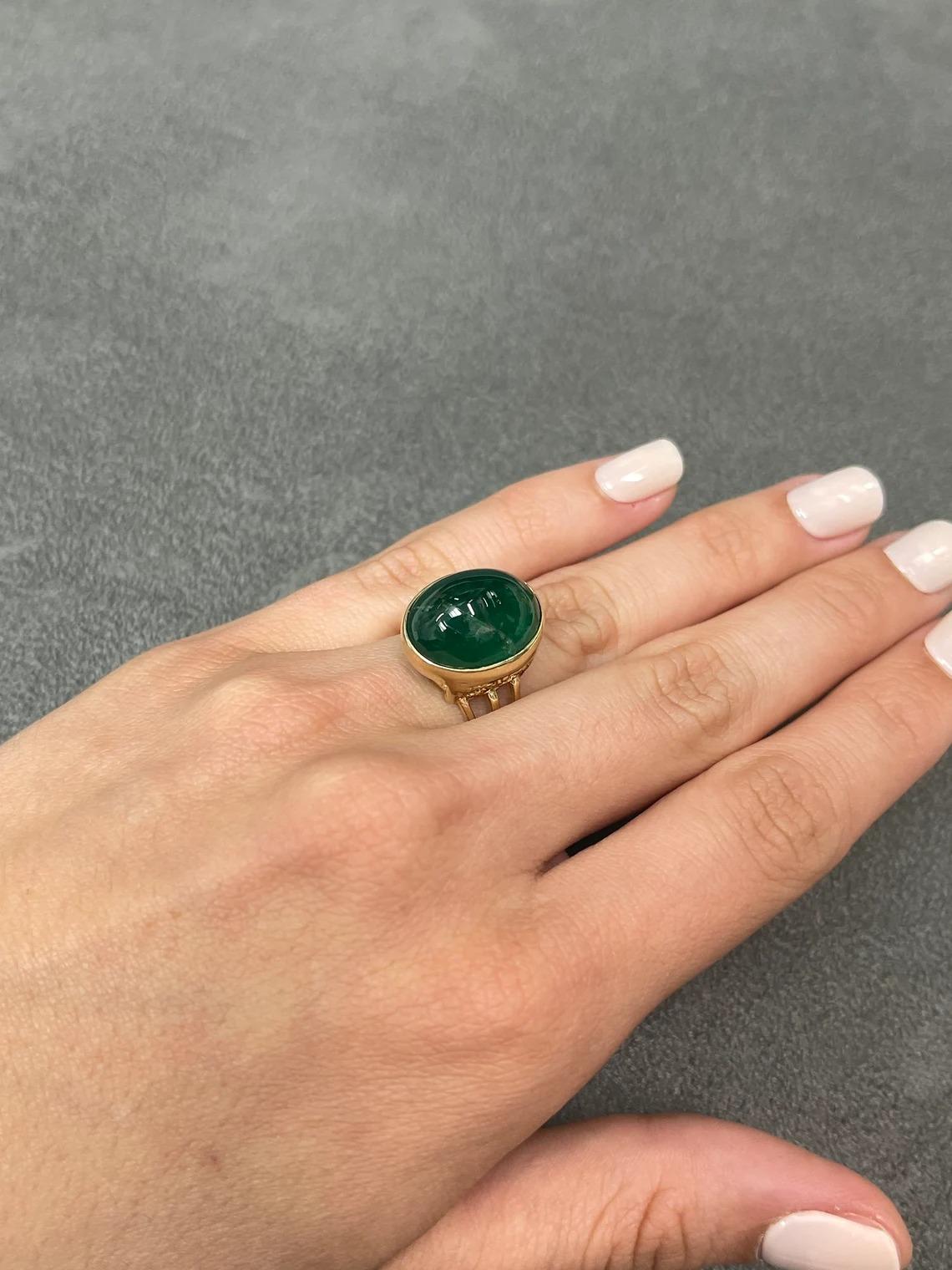 15.77ct 14K Huge Natural Cabochon Emerald-Oval Cut Solitaire Gold Ring For Sale 1