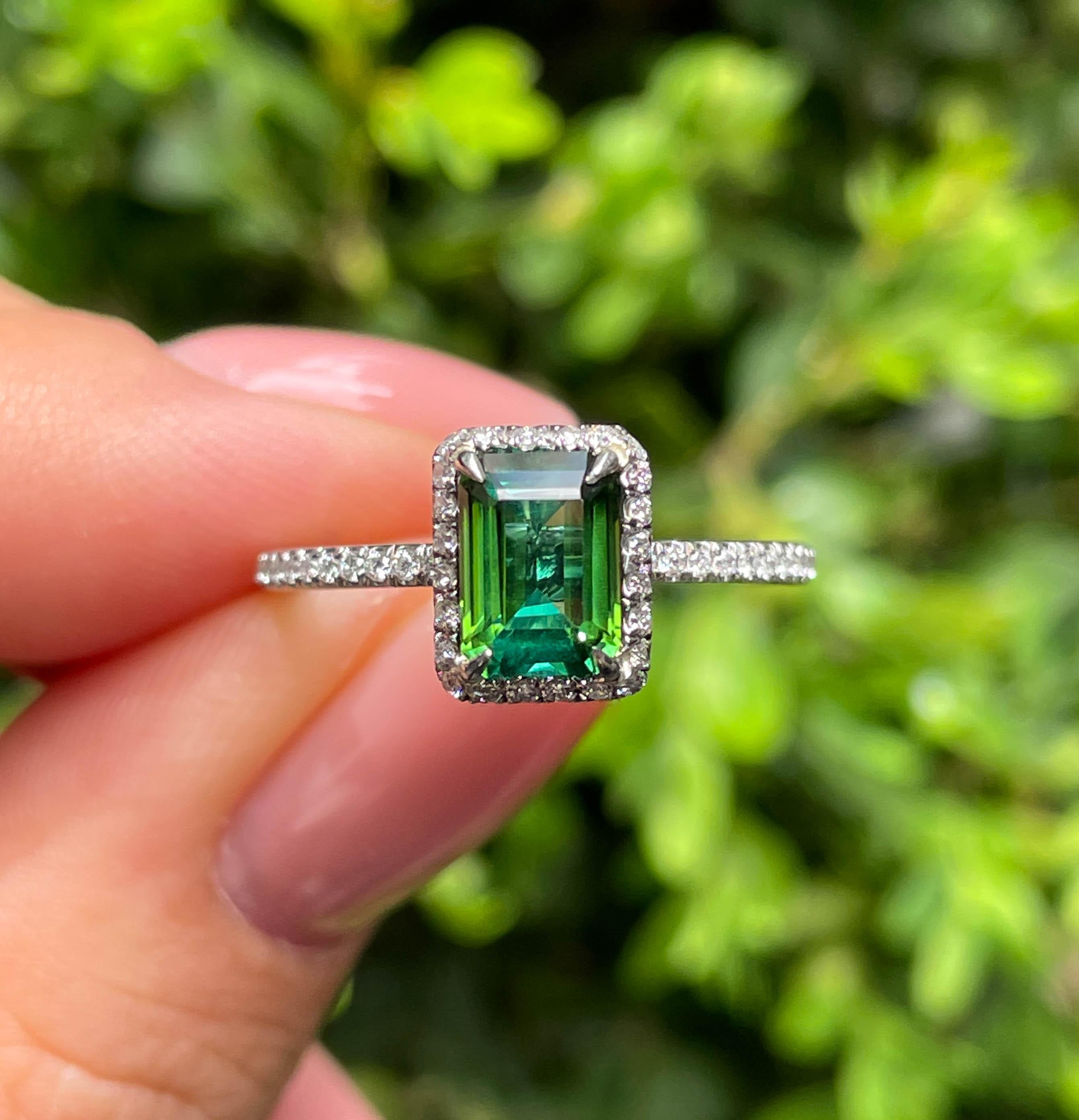 1.57ct Estate Vintage Green Tourmaline Diamond Engagement Wedding Ring Platinum  For Sale 6