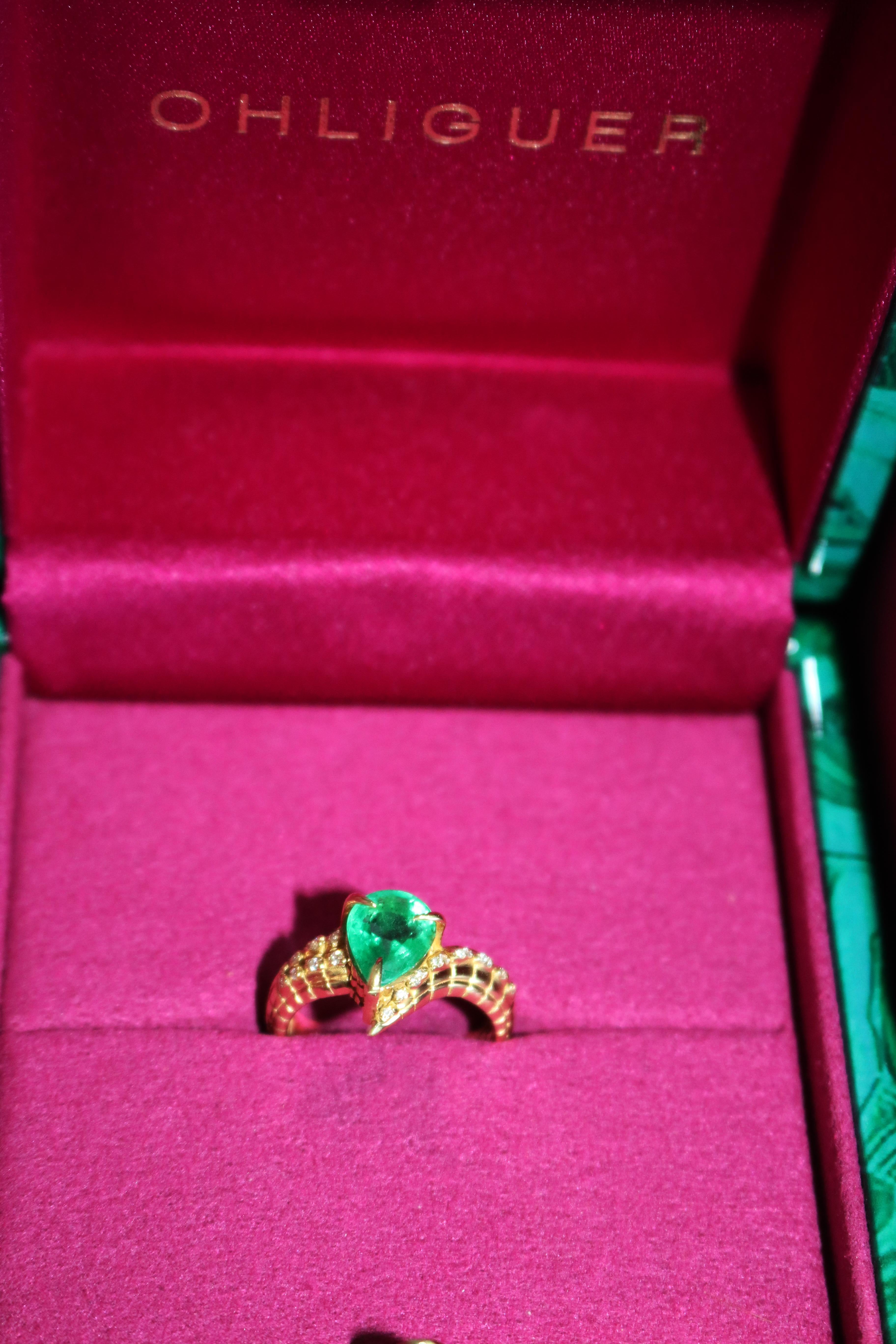 Making a strong yet playful statement, the croc tail ring is designed in 18ct yellow gold.  Brilliant-cut white diamonds are featured dancing down the spikes. The base of the ring is highly polished and the inside of the ring reveals an intricate