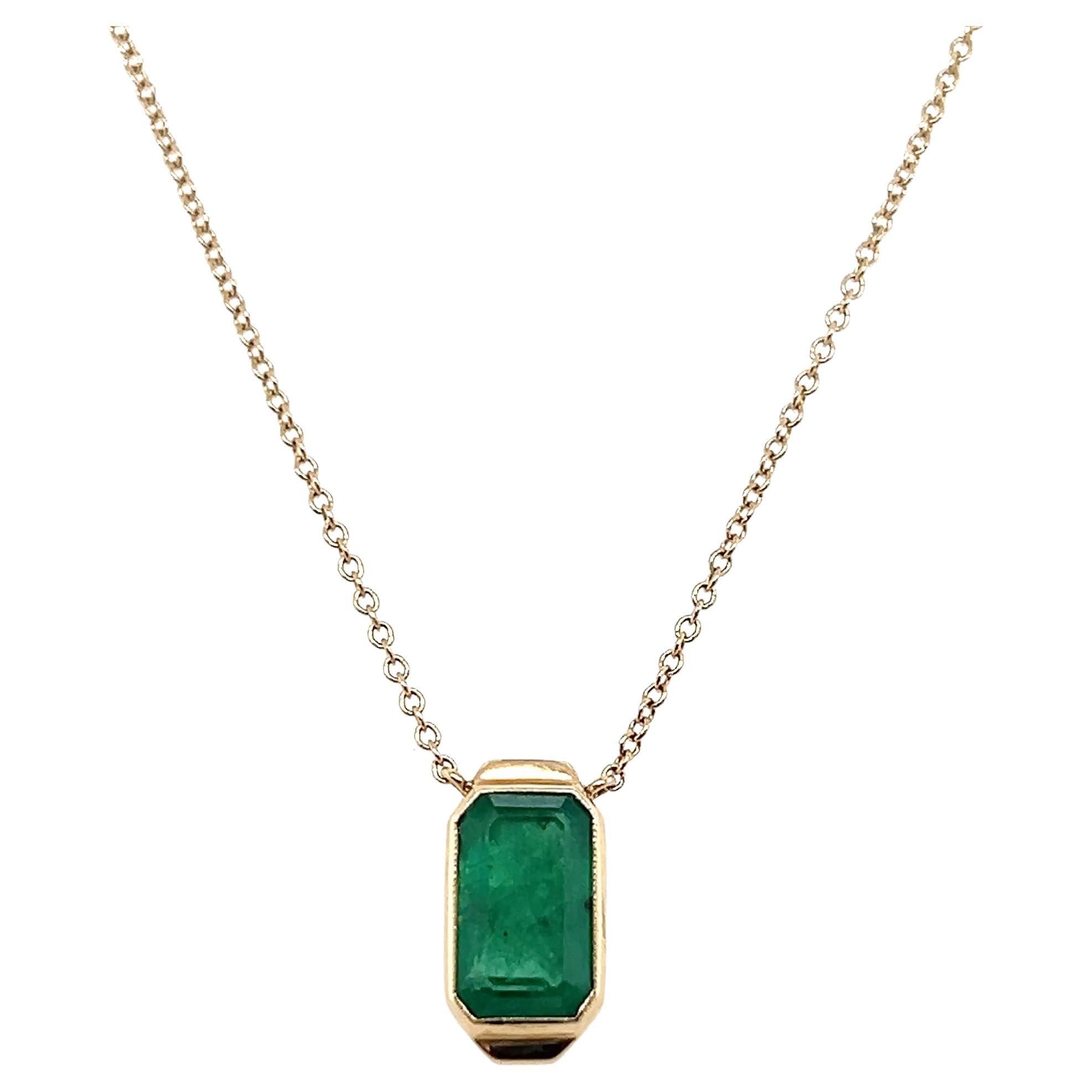 Collier pendentif en or jaune 14k avec émeraude de 1,58 carat Art Deco