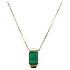Emerald Pendant Necklaces