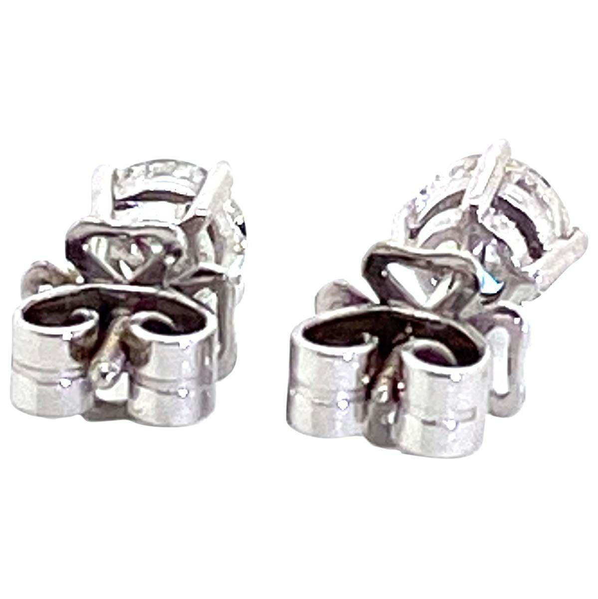 1.58 Carat Brilliant Cut Diamond 18 Karat White Gold Stud Earrings For Sale 5