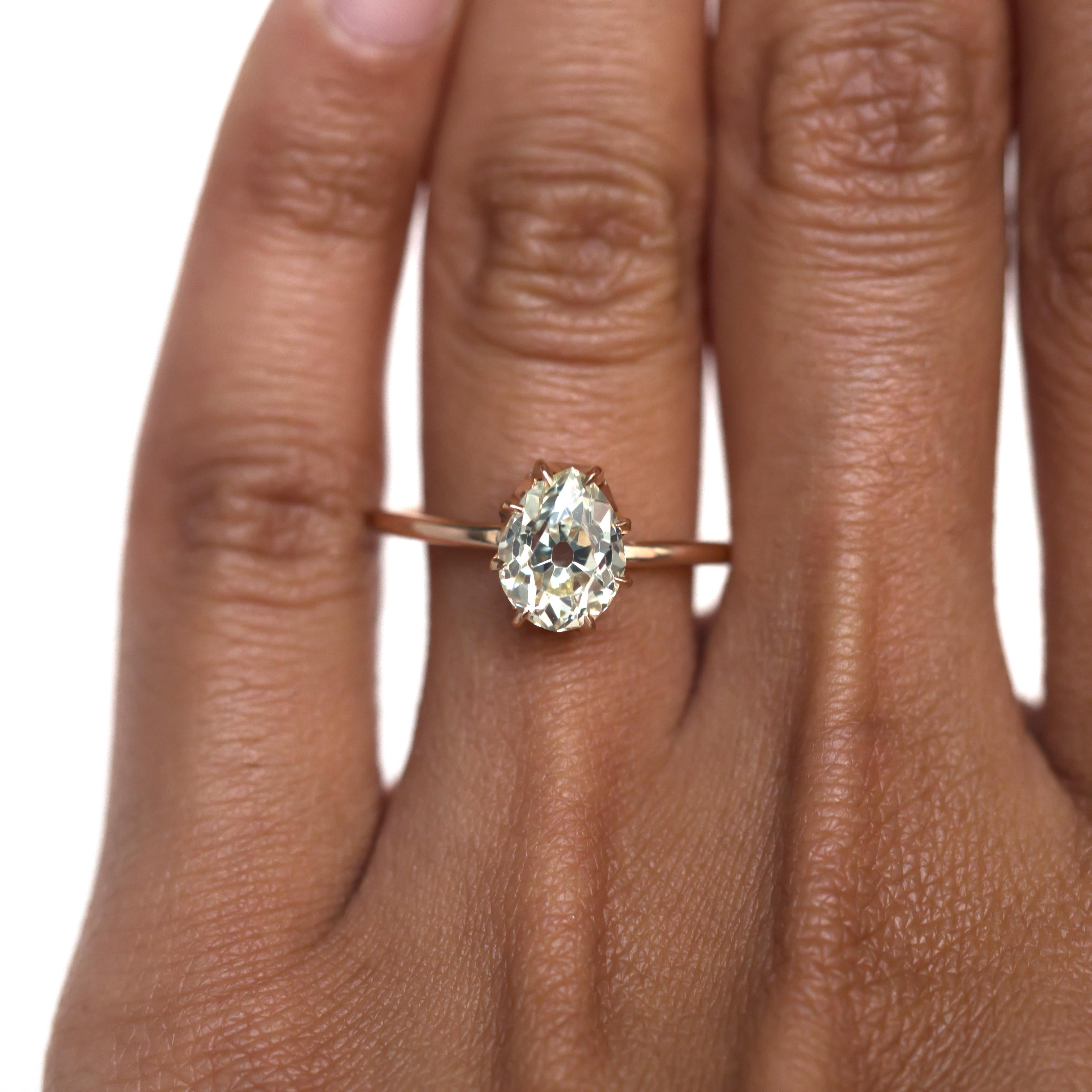 Women's or Men's 1.58 Carat Diamond Yellow Gold Engagement Ring