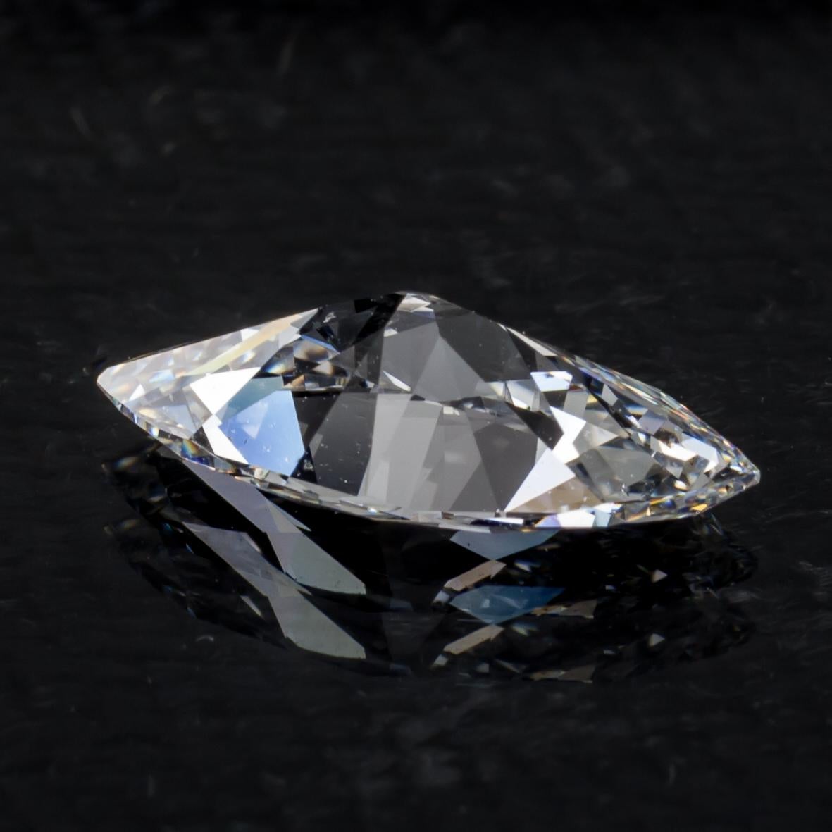 Diamant taille brillant marquise 1,58 carat non serti D / SI1 certifié GIA en vente 1