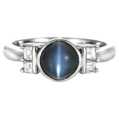 1.58 Carat Natural Alexandrite Cat's Eye and Diamond Ring Made in Platinum
