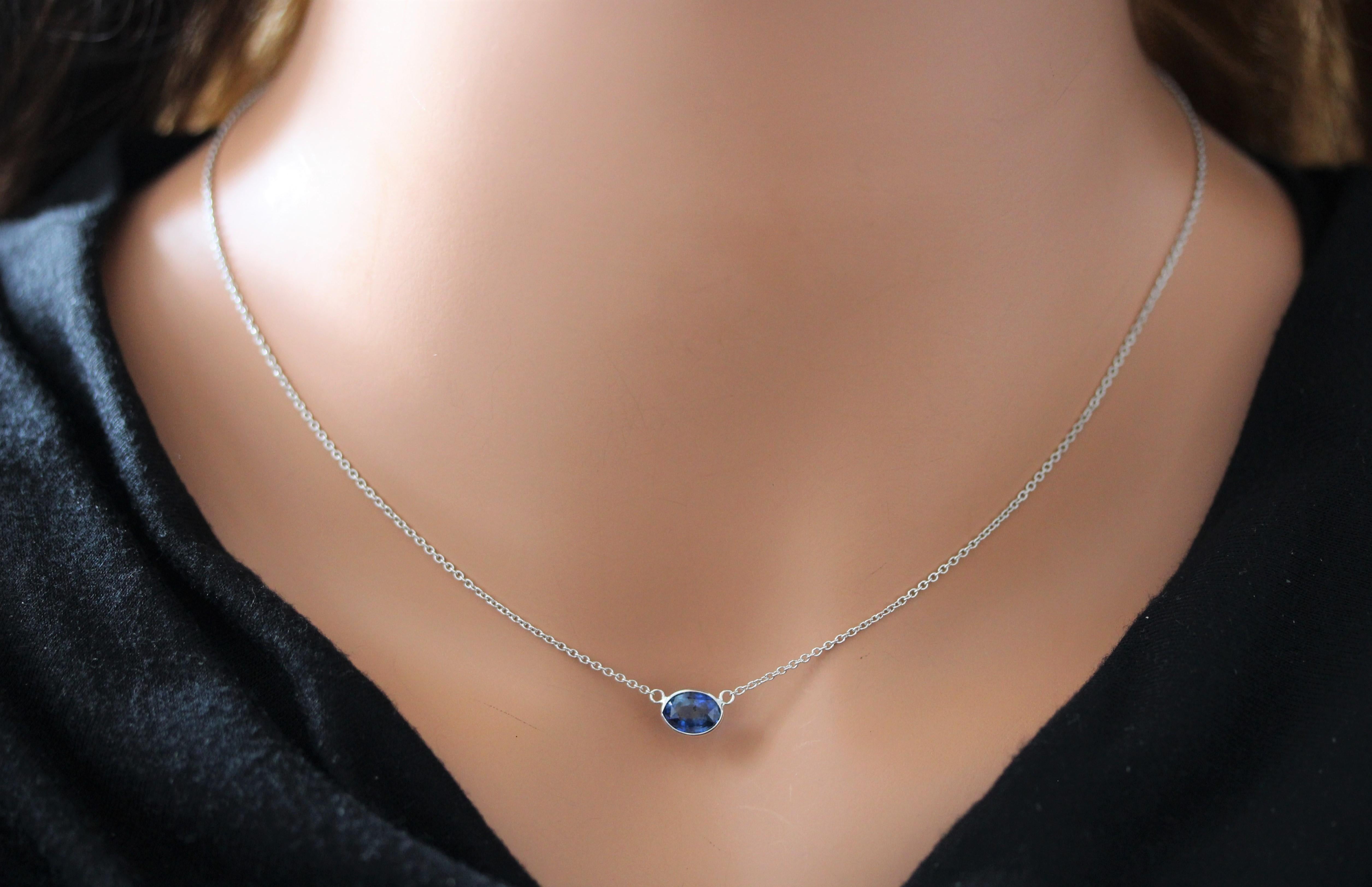 Contemporary 1.58 Carat Oval Sapphire Blue Fashion Necklaces In 14k White Gold For Sale