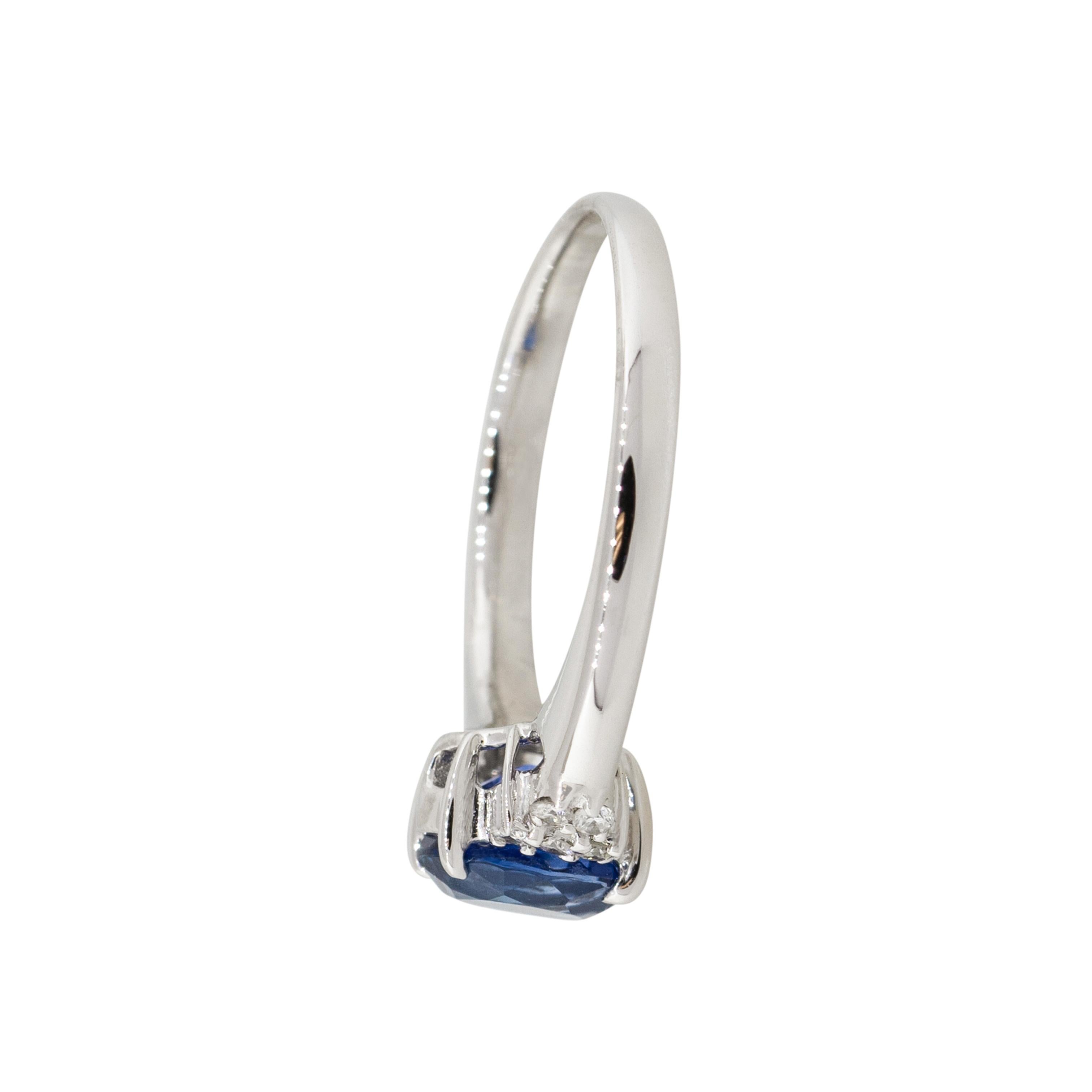 Bague cocktail en platine avec saphir de forme ovale de 1,58 carat et grappe de diamants, en stock en vente 11