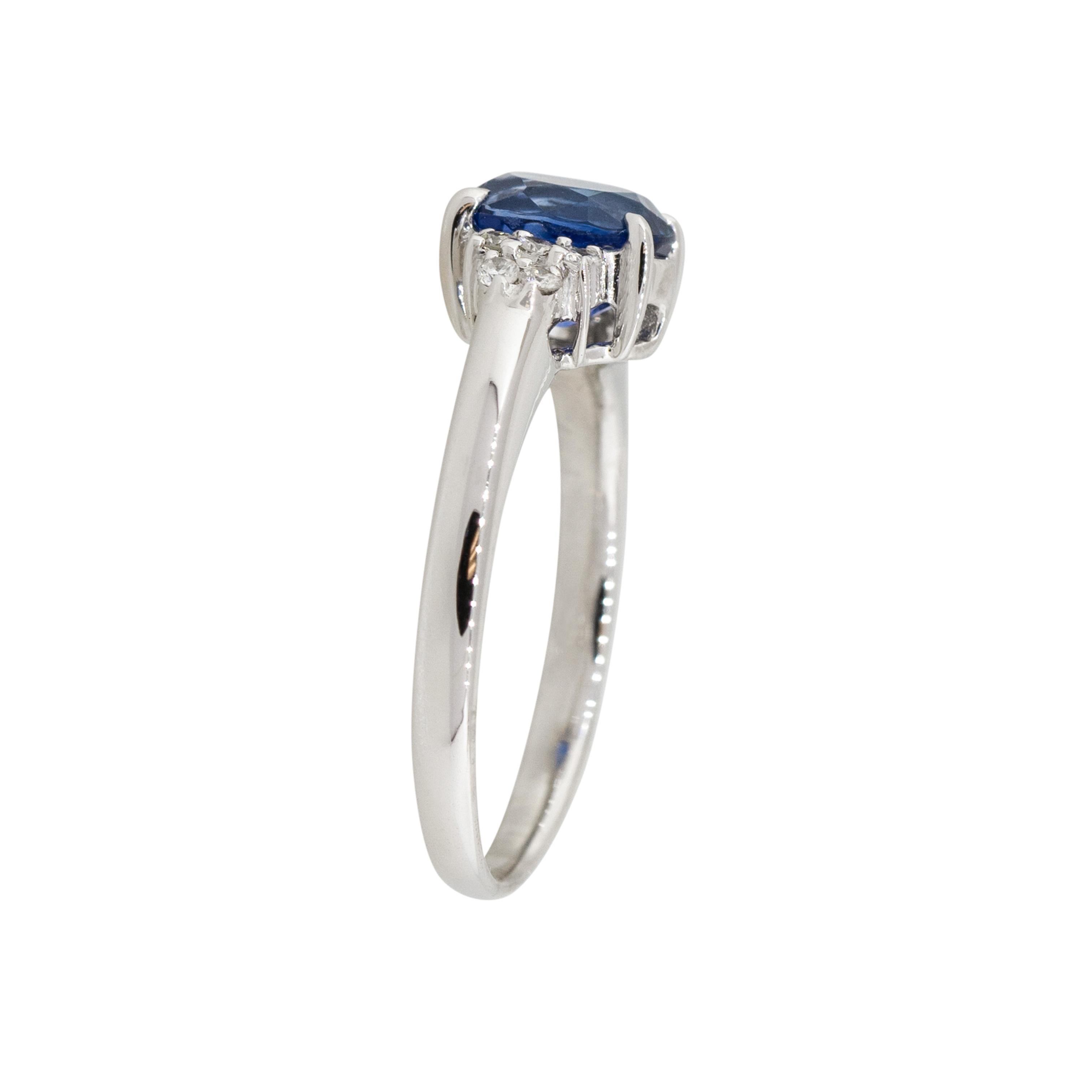Bague cocktail en platine avec saphir de forme ovale de 1,58 carat et grappe de diamants, en stock en vente 12