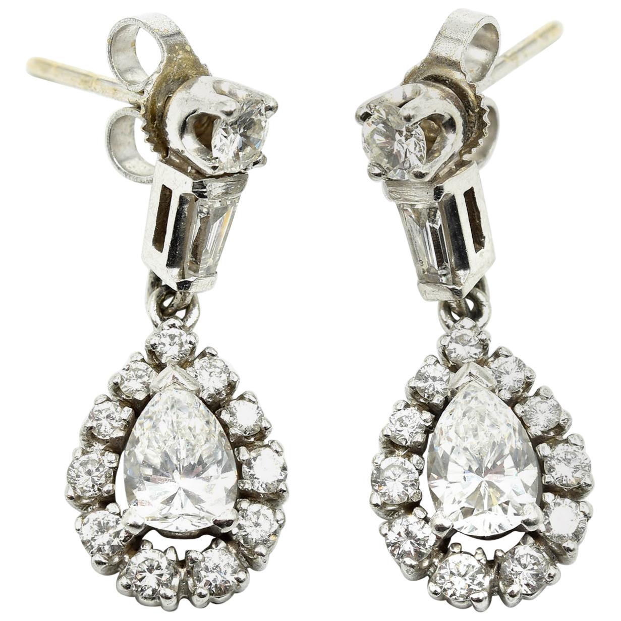 1.58 Carats Diamond 14 Karat White Gold Drop Earrings