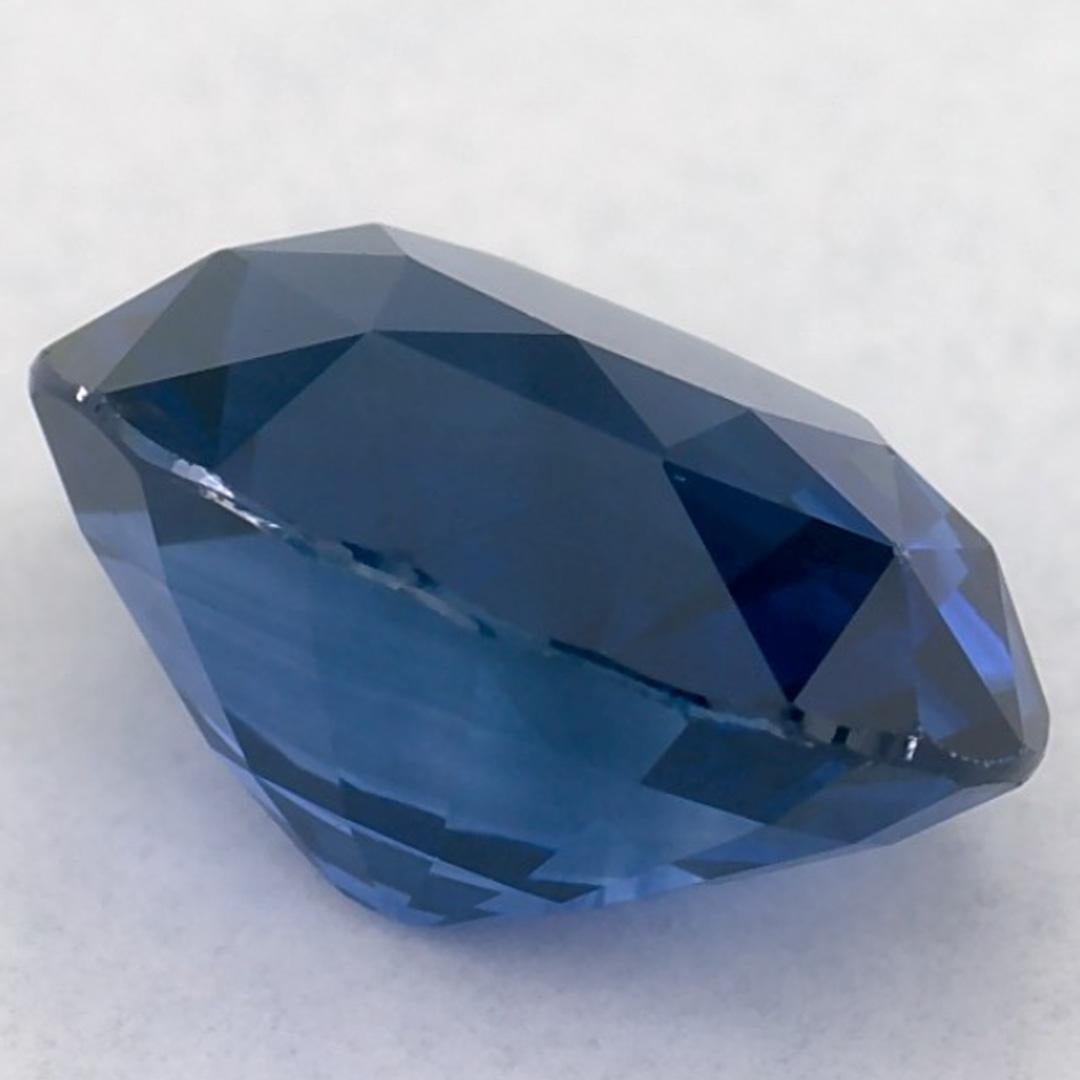 1.58 Karat Blauer Saphir Oval Loser Edelstein im Angebot 1
