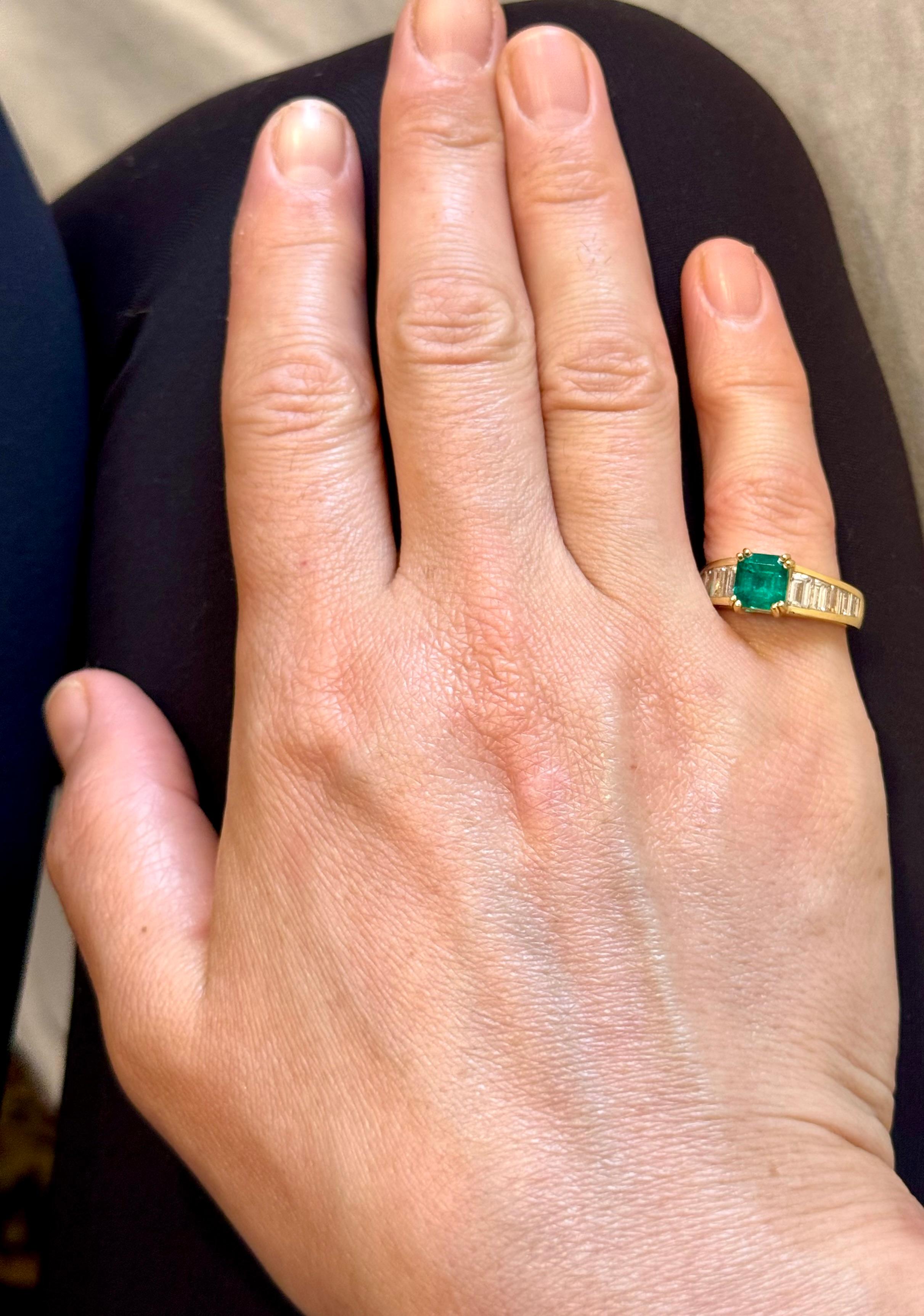 1.58 Ct Cushion Cut Colombian Emerald & 1.5 Ct Diamond Ring in 18K Yellow Gold For Sale 9