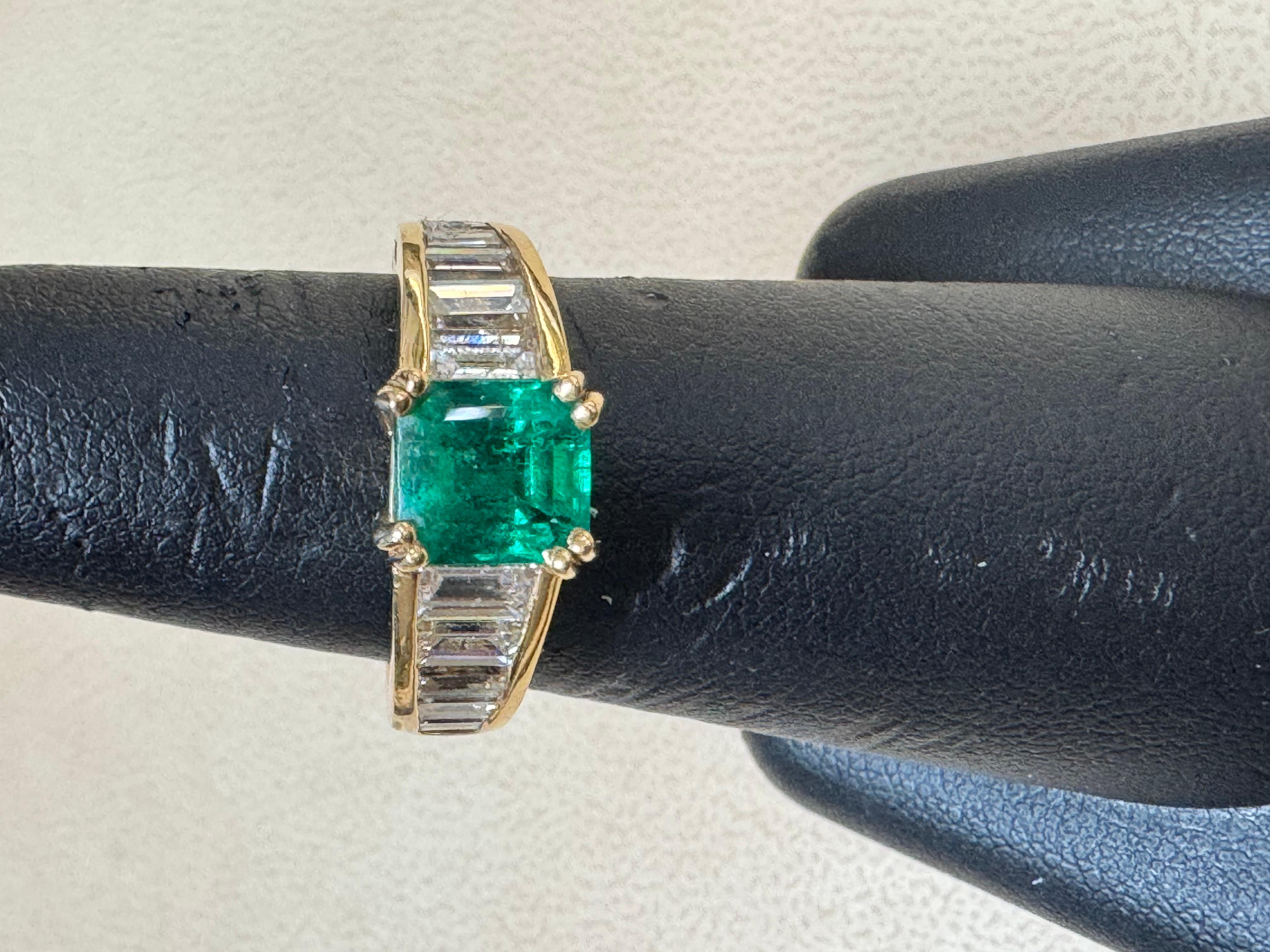 1.58 Ct Cushion Cut Colombian Emerald & 1.5 Ct Diamond Ring in 18K Yellow Gold For Sale 2