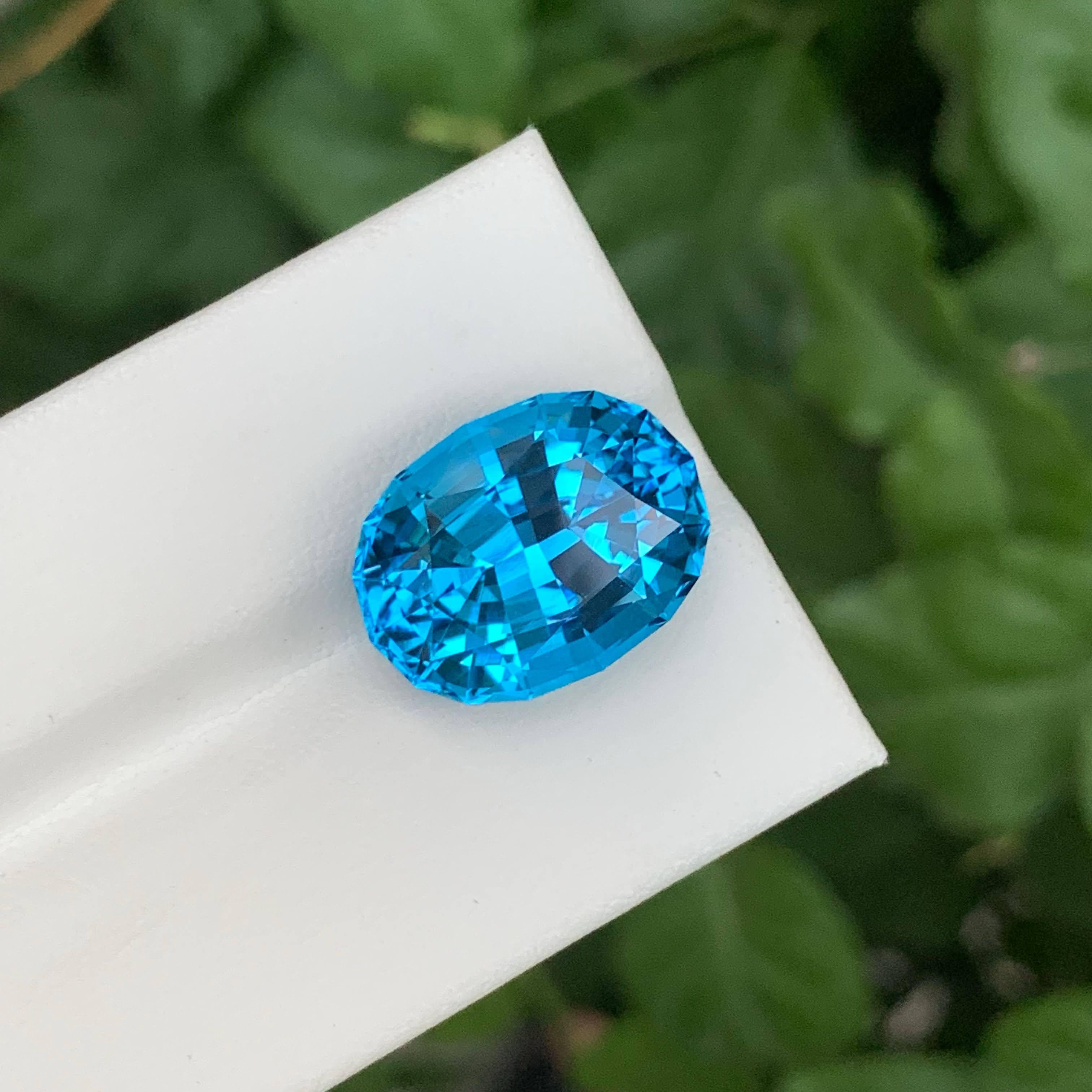 15,80 Karat Natürlicher loser elektrischer Blautopas im Ovalschliff Madagaskar's Edelstein im Zustand „Neu“ im Angebot in Bangkok, TH