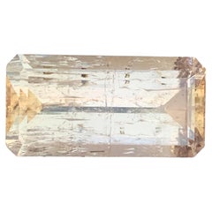 Gemma di forma smeraldina di Topazio Imperiale naturale sfusa da 15.80 carati