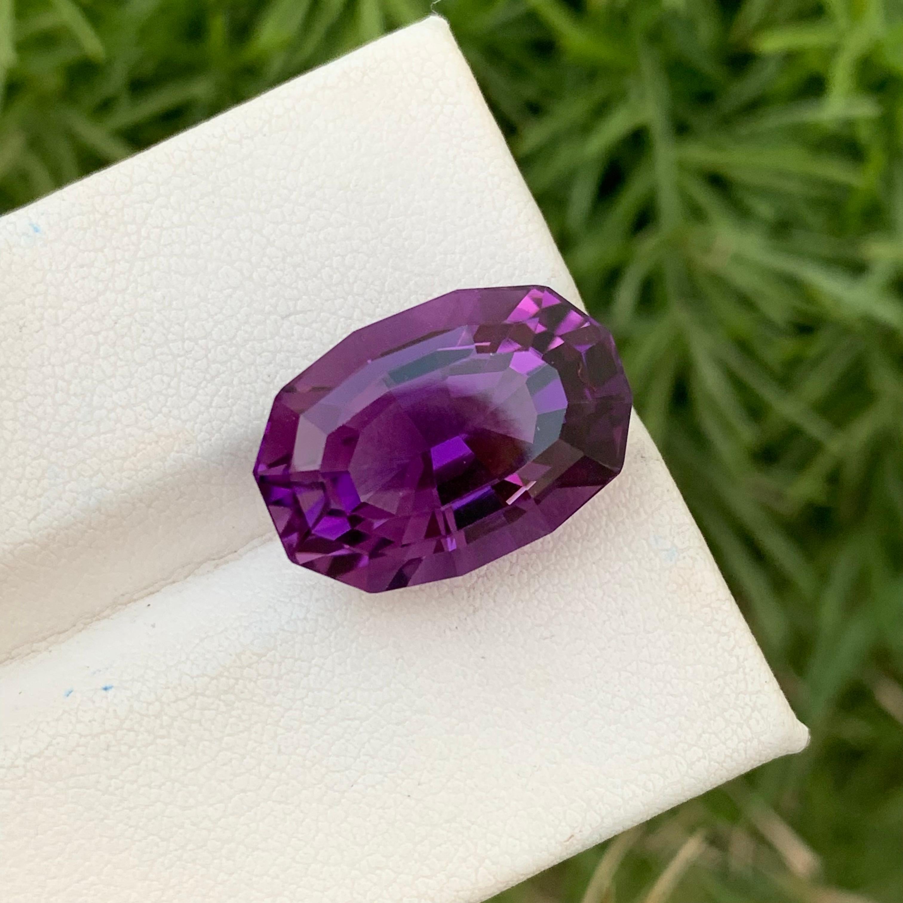 15.80 Carats Natural Loose Dark Purple Amethyst Gem Dodecagon Fancy Shape For Sale 1