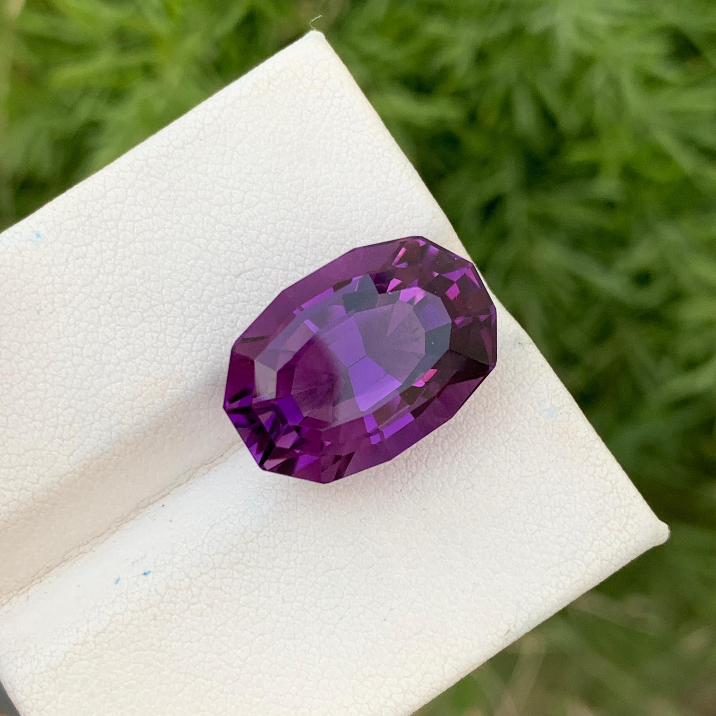 15.80 Carats Natural Loose Dark Purple Amethyst Gem Dodecagon Fancy Shape  In New Condition For Sale In Peshawar, PK