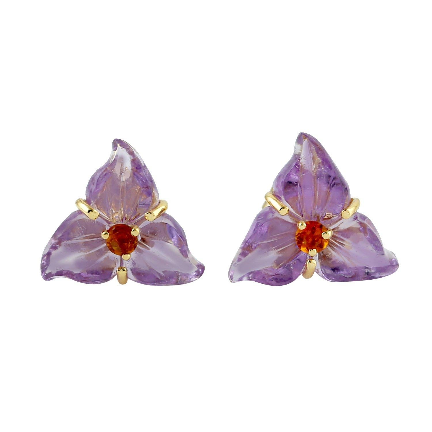 Mixed Cut 15.82 Carat Carved Amethyst Topaz 18 Karat Gold Flower Earrings For Sale