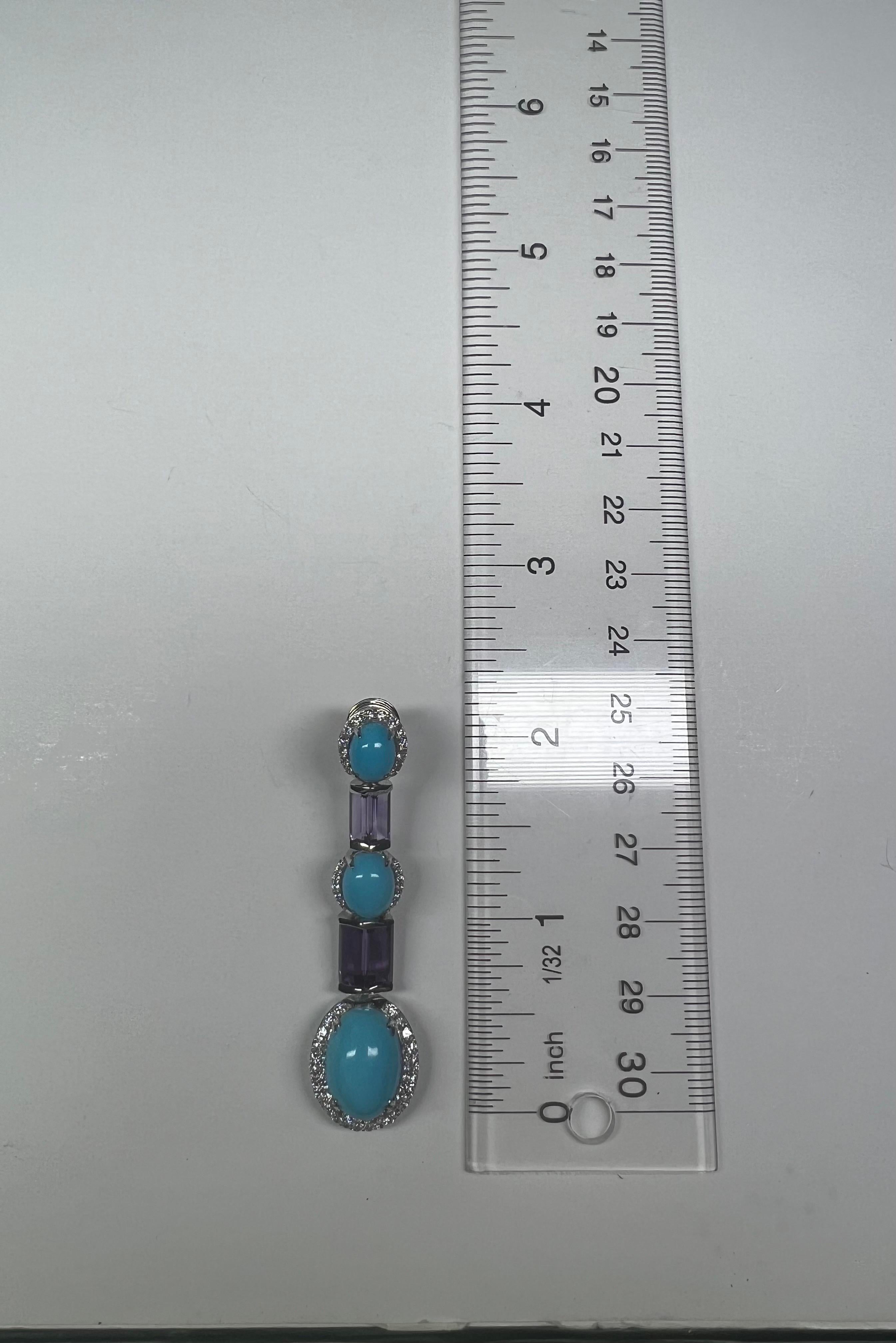 Pendientes de oro de 18 quilates con cabujón de turquesa estadounidense de 15,83 quilates, amatista de 4,86 quilates y diamantes en venta 2