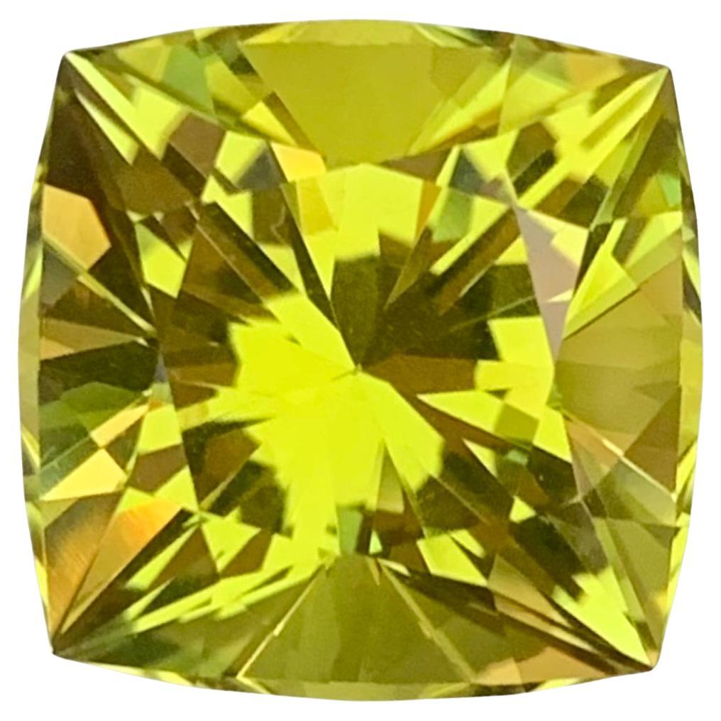 15.85 Carat Natural Loose Green Gold Lemon Quartz Square Shape Gemstone For Sale