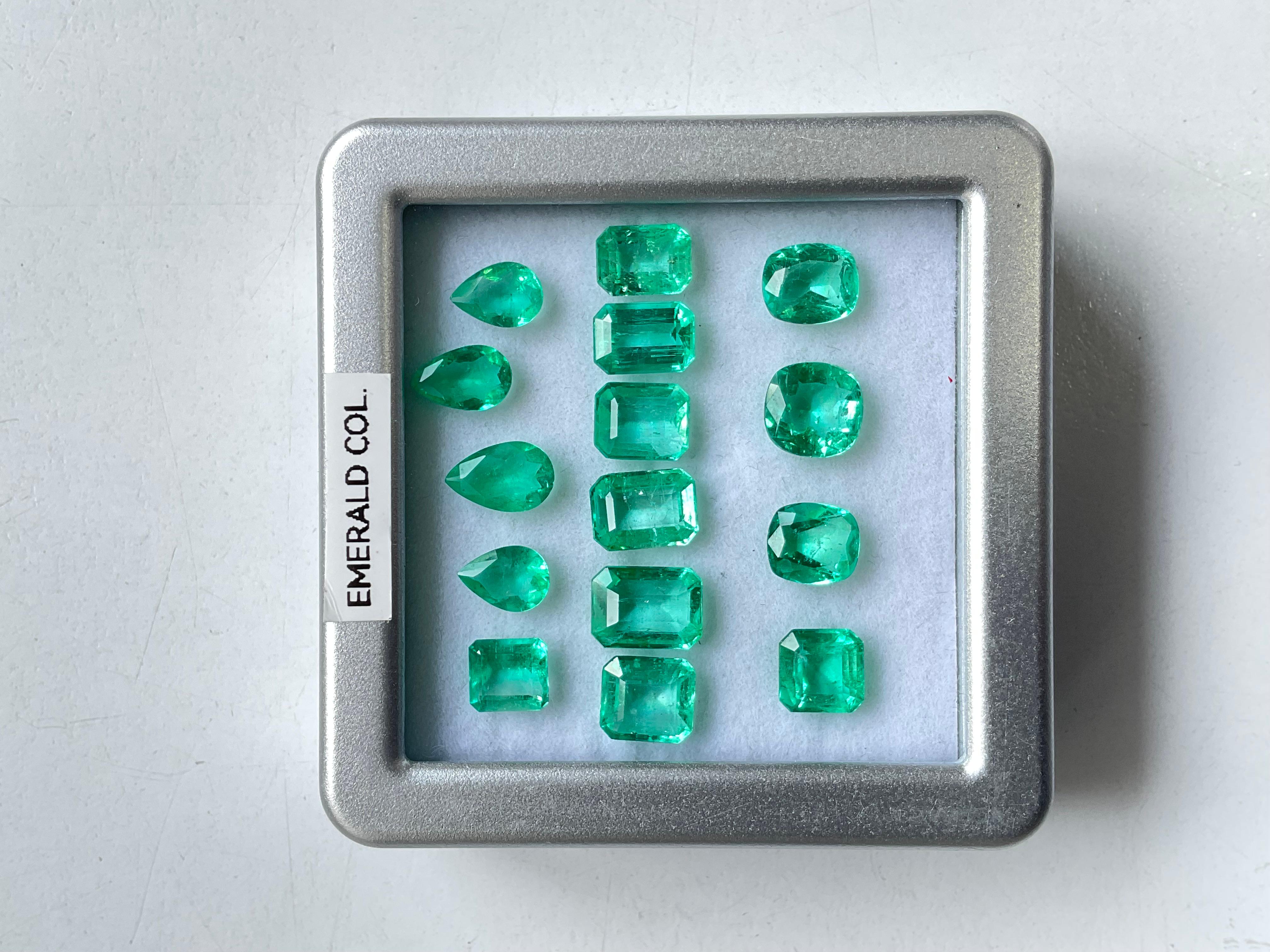15.89 Carats Colombian Emerald Mix Cut Stone For Jewelry 15 Pieces Natural Gem Corte esmeralda en venta