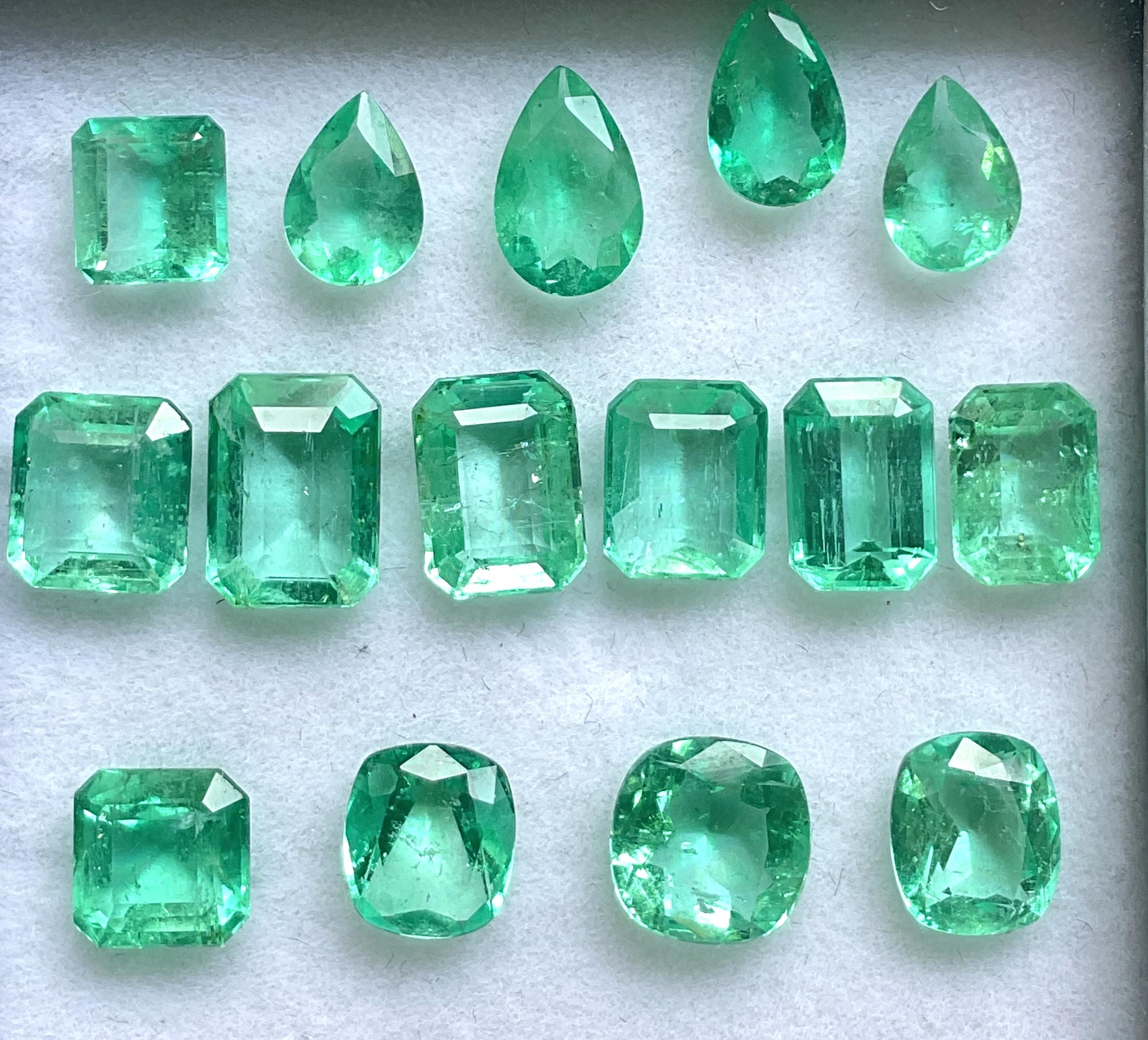 Femenino o masculino 15.89 Carats Colombian Emerald Mix Cut Stone For Jewelry 15 Pieces Natural Gem en venta