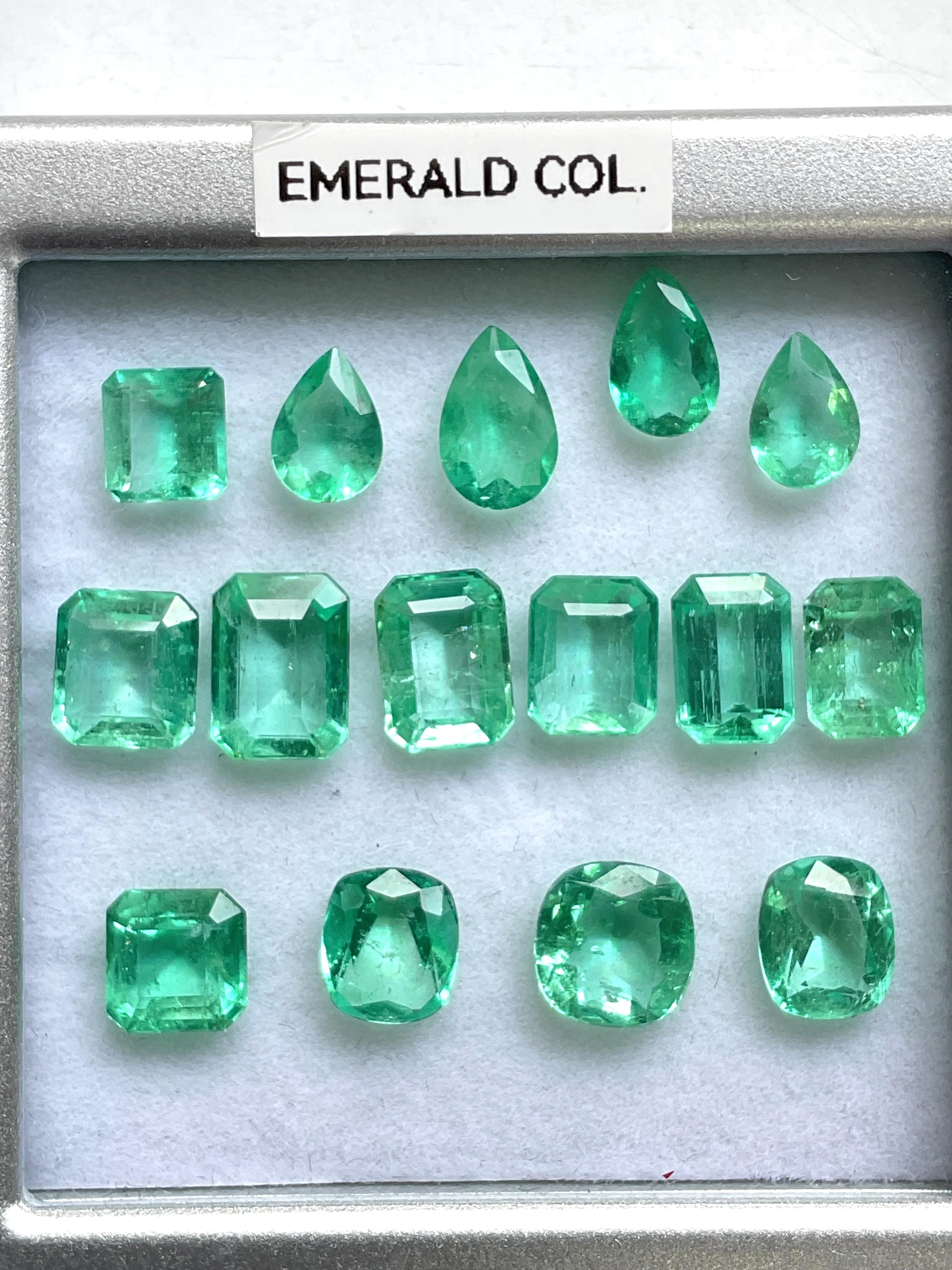 15.89 Carats Colombian Emerald Mix Cut Stone For Jewelry 15 Pieces Natural Gem en venta 2