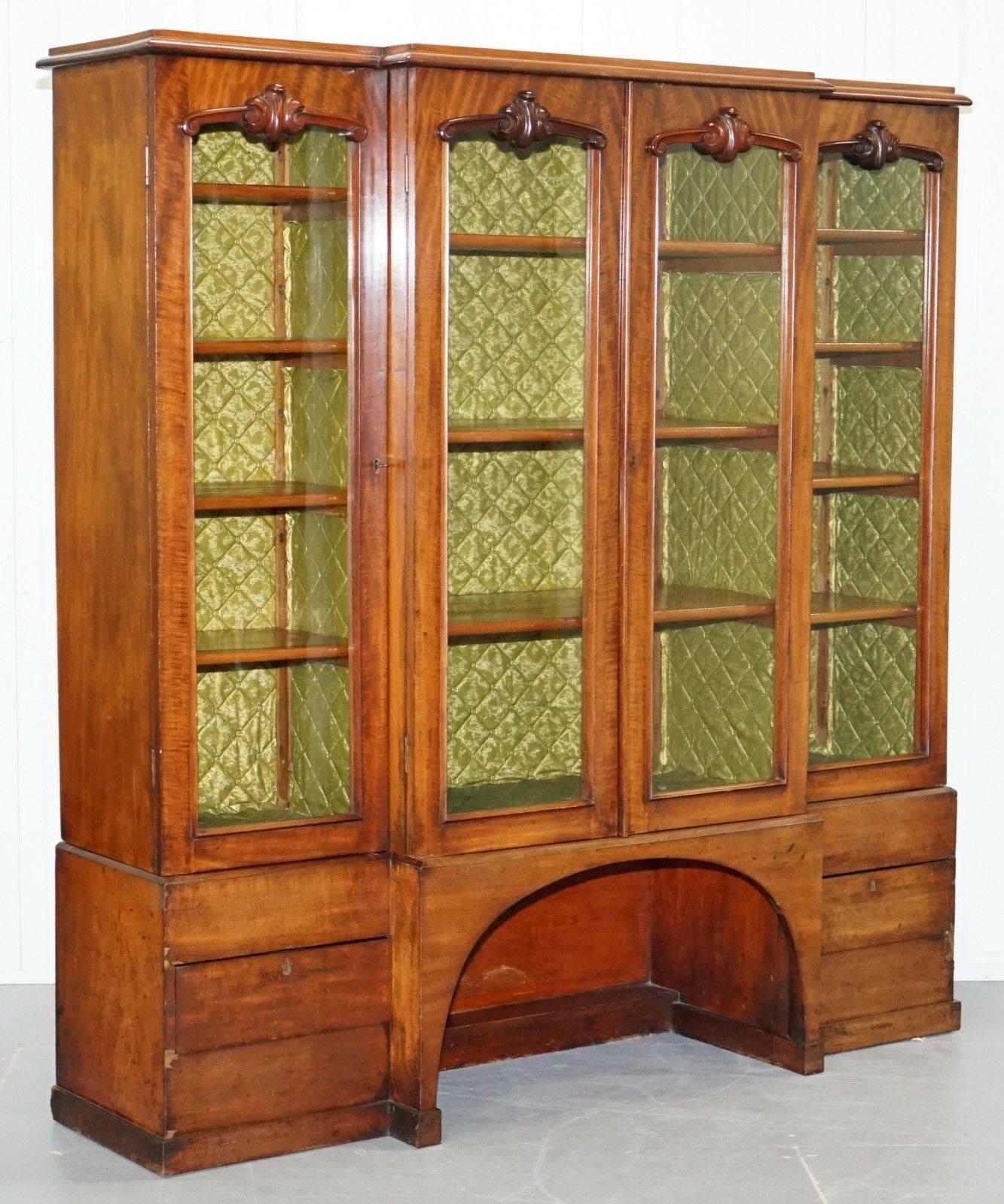 Early Victorian Tall Victorian 19th Century Mahogany Library Breakfront Bookcase Cabinet