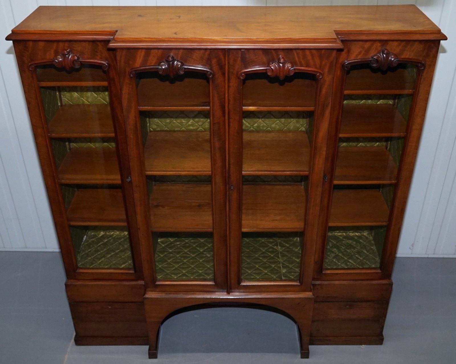 British Tall Victorian 19th Century Mahogany Library Breakfront Bookcase Cabinet