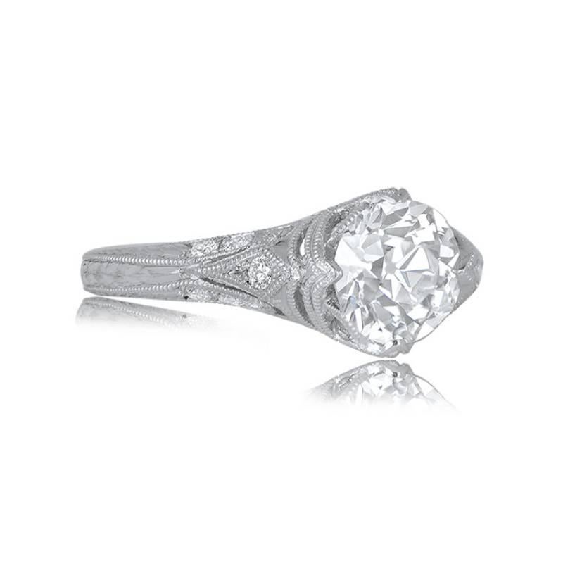 1.58ct Old European Cut Antique Diamond Engagement Ring, Platinum  In Excellent Condition For Sale In New York, NY