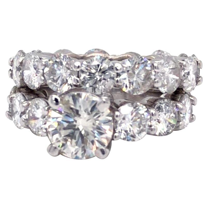 1.58ct Round Diamond with 8 Side Diamonds Engagement Ring 4.1ct Eternity Band For Sale