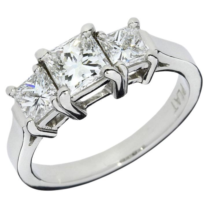1.58ctw Princess Diamond Platinum 3 Stone Ring For Sale