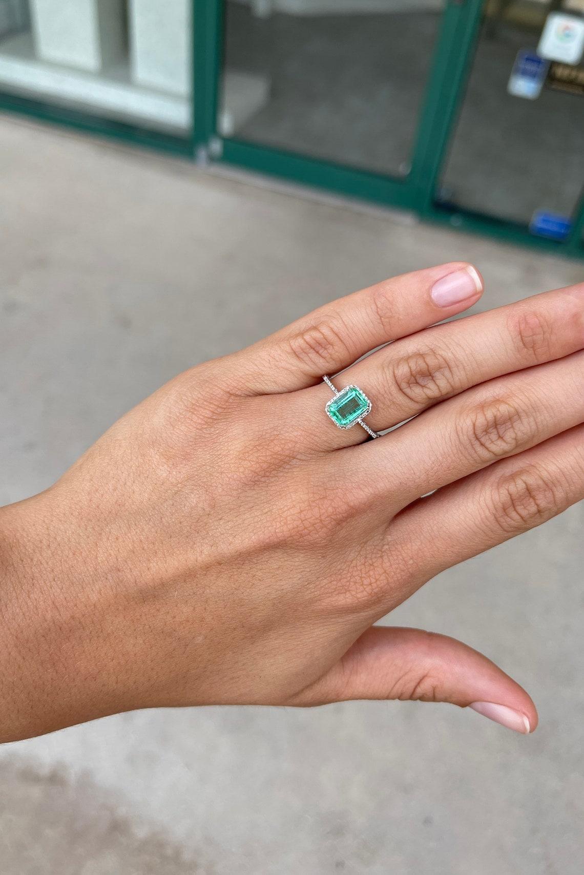 Modern 1.58tcw Colombian Emerald-Emerald Cut & Diamond Halo Anniversary Ring Gift 14K For Sale