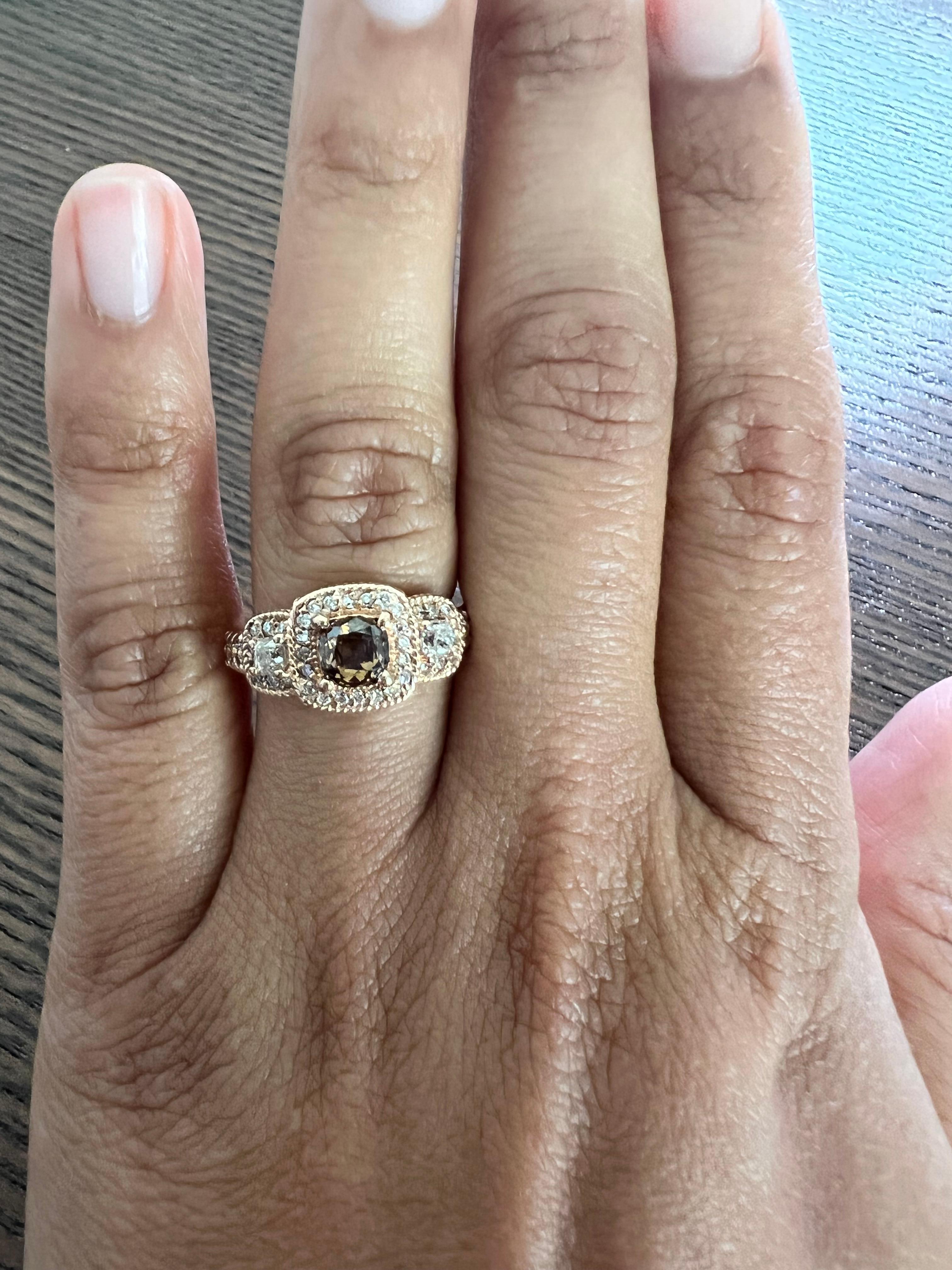 1.59 Carat Brown Diamond Three-Stone Rose Gold Engagement Ring In New Condition For Sale In Los Angeles, CA