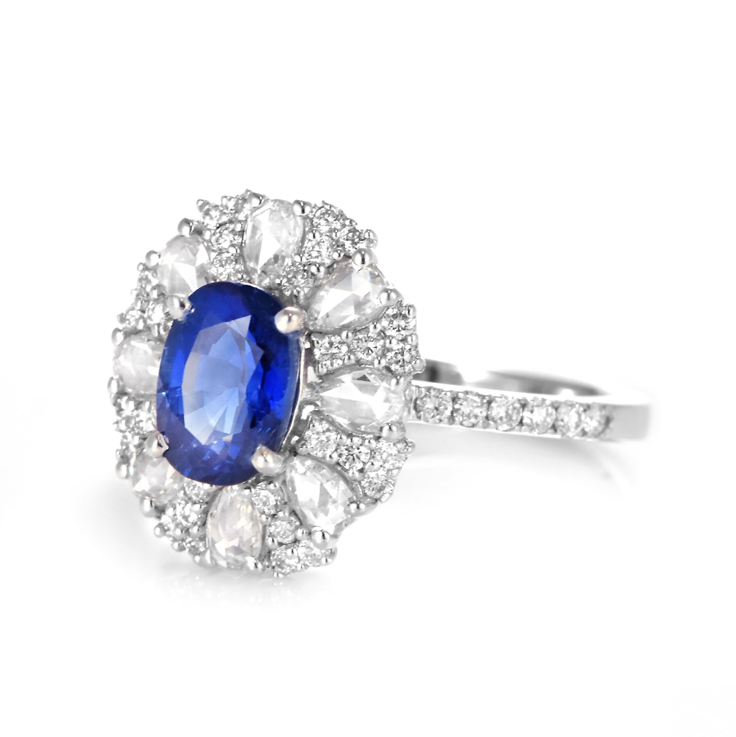 1.59 Carat Natural Sapphire & Rose Cut Diamonds Ring Made in 18 Karat White Gold For Sale 5