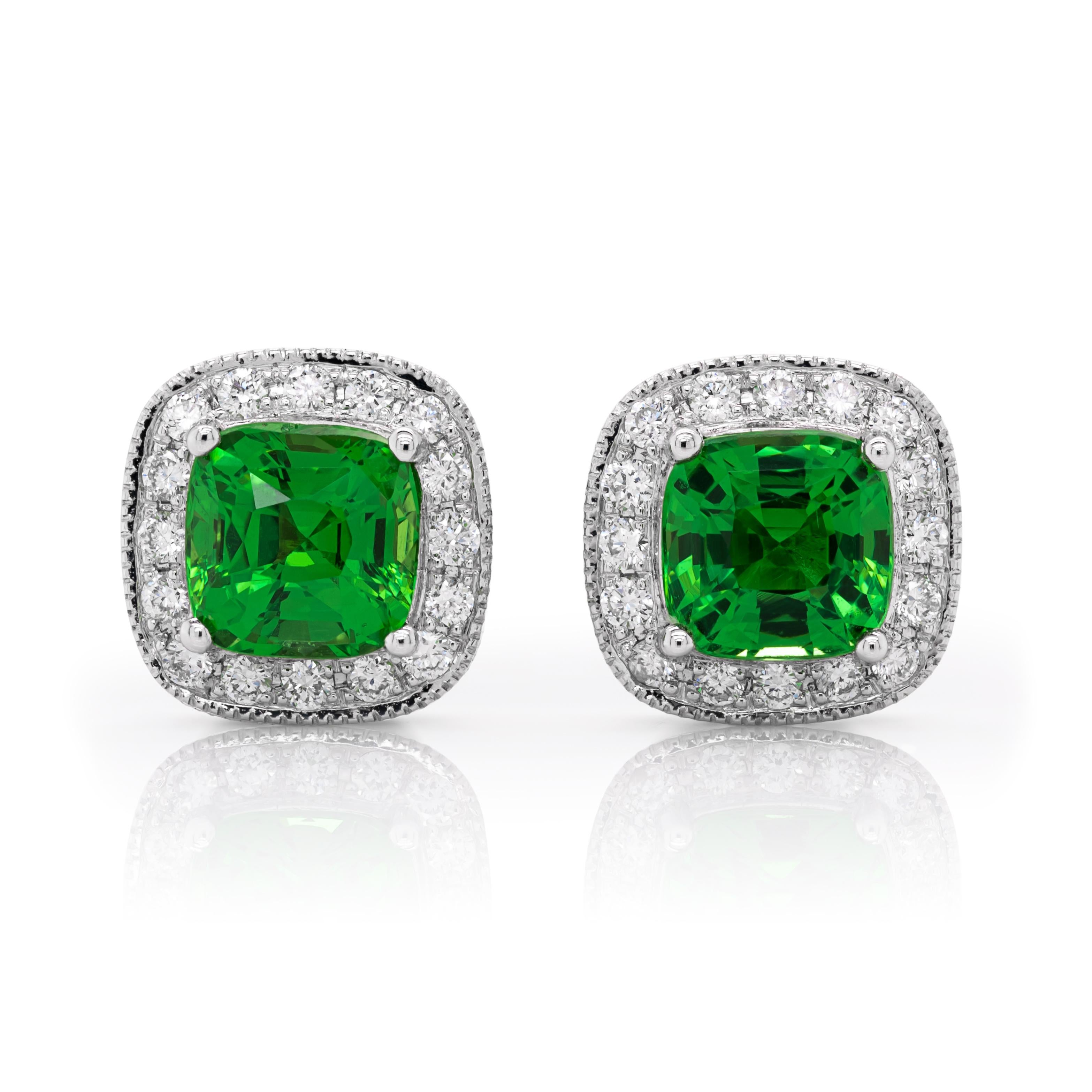 Natural Tsavorite 1.59 Carats Diamond Earrings  In New Condition For Sale In Los Angeles, CA