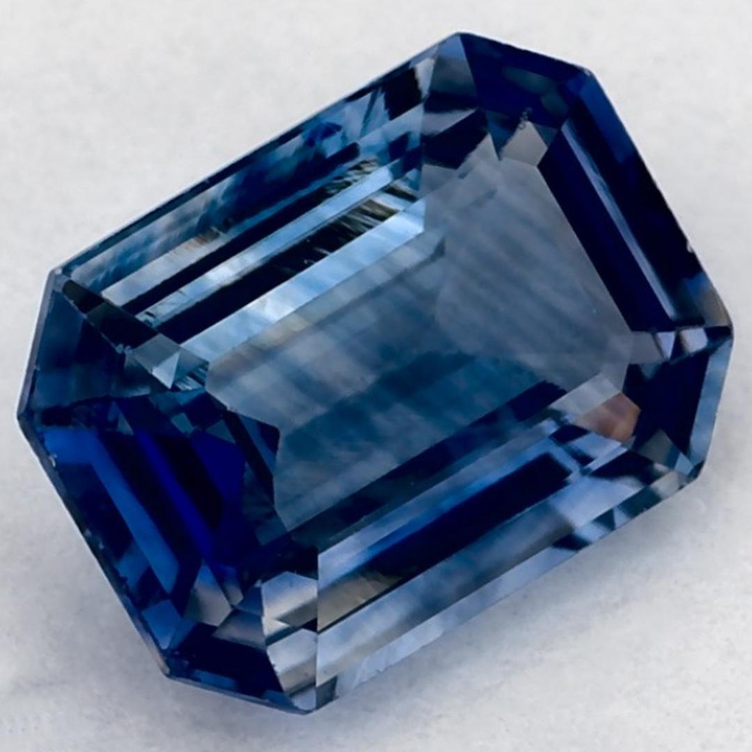 Taille octogone Pierre précieuse taille octogonale saphir bleu 1.59 carat en vente